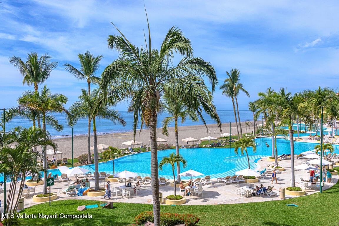 Bay View Grand 17