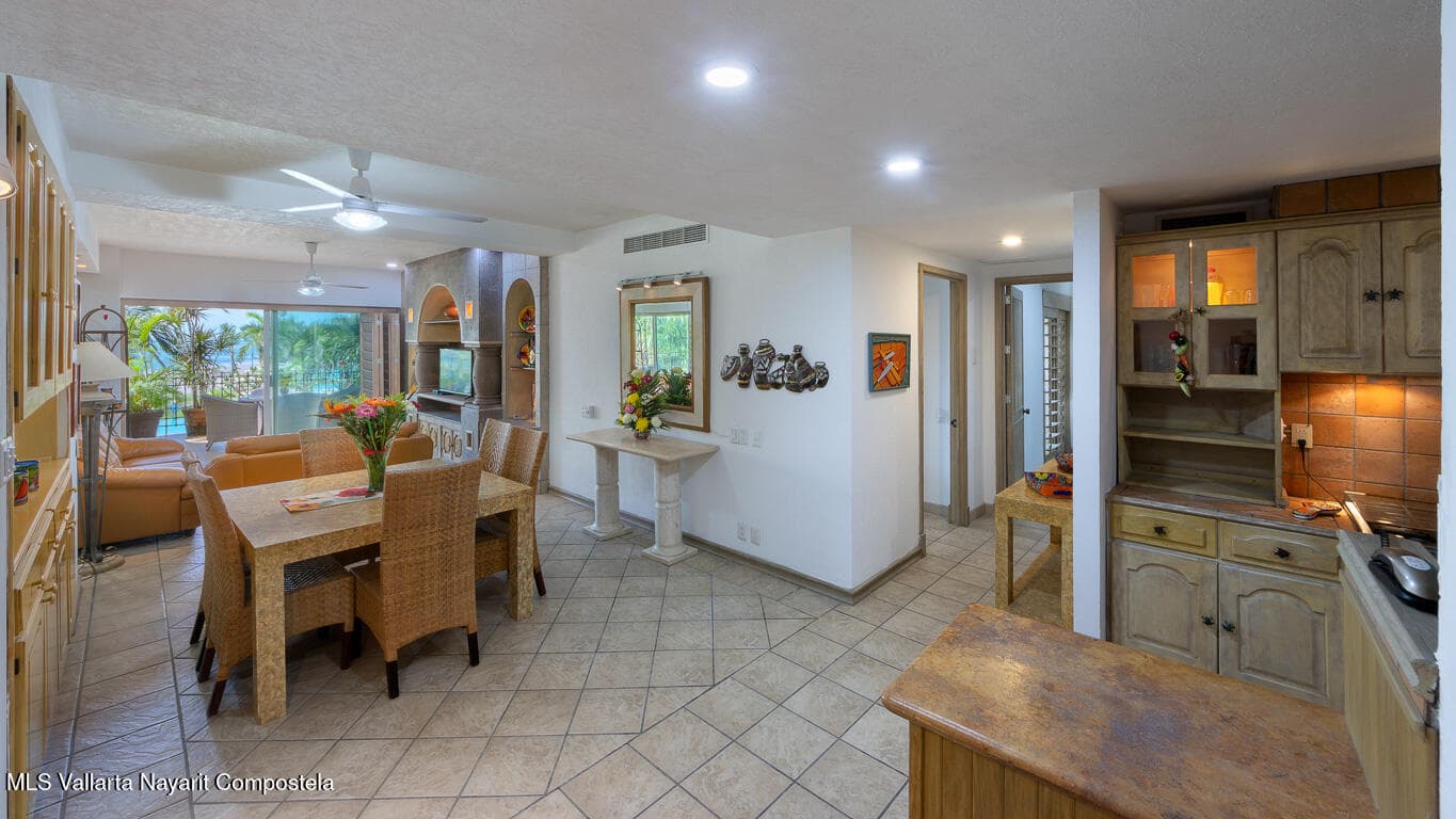 Bay View Grand 8