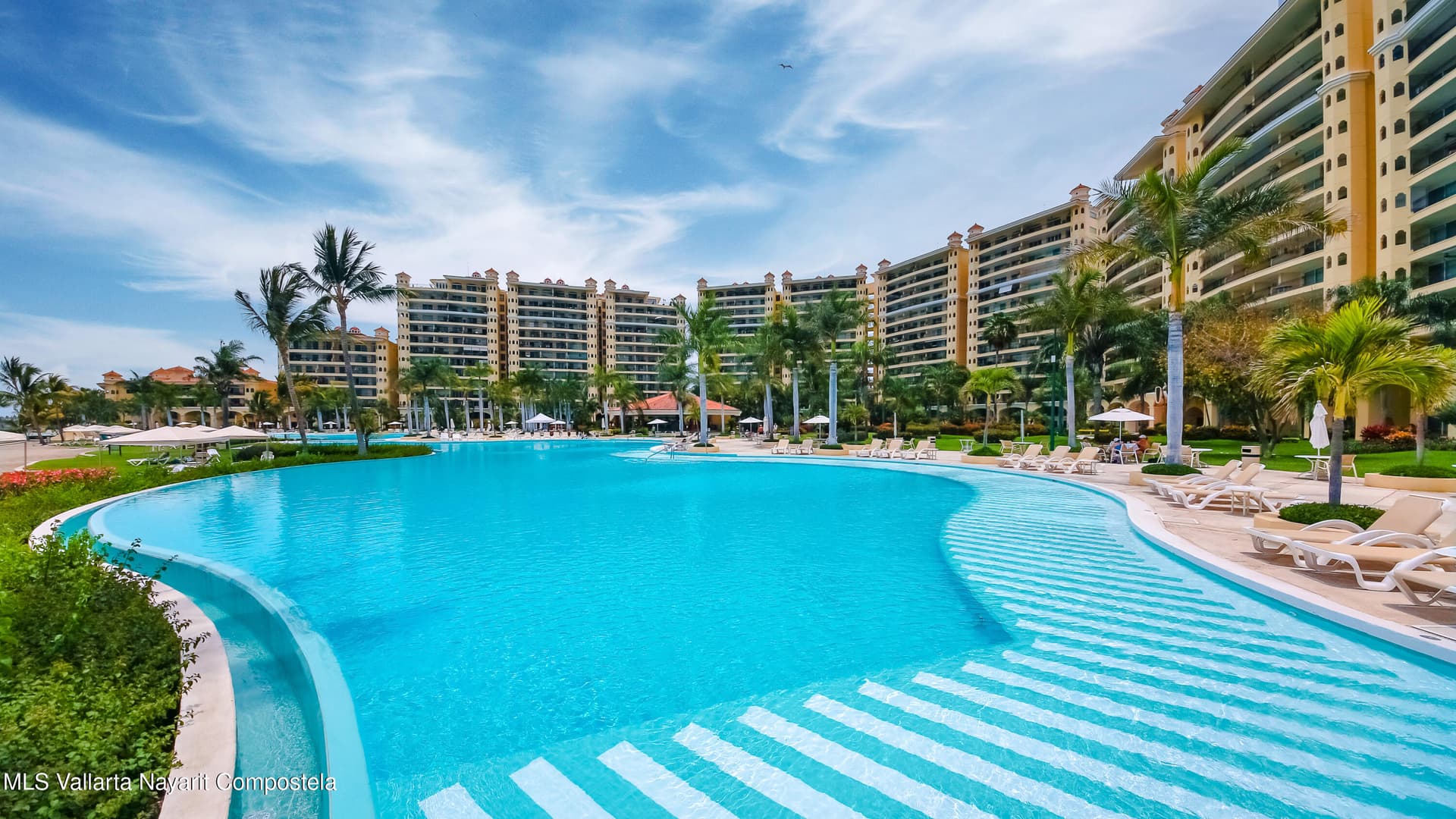 Bay View Grand 21
