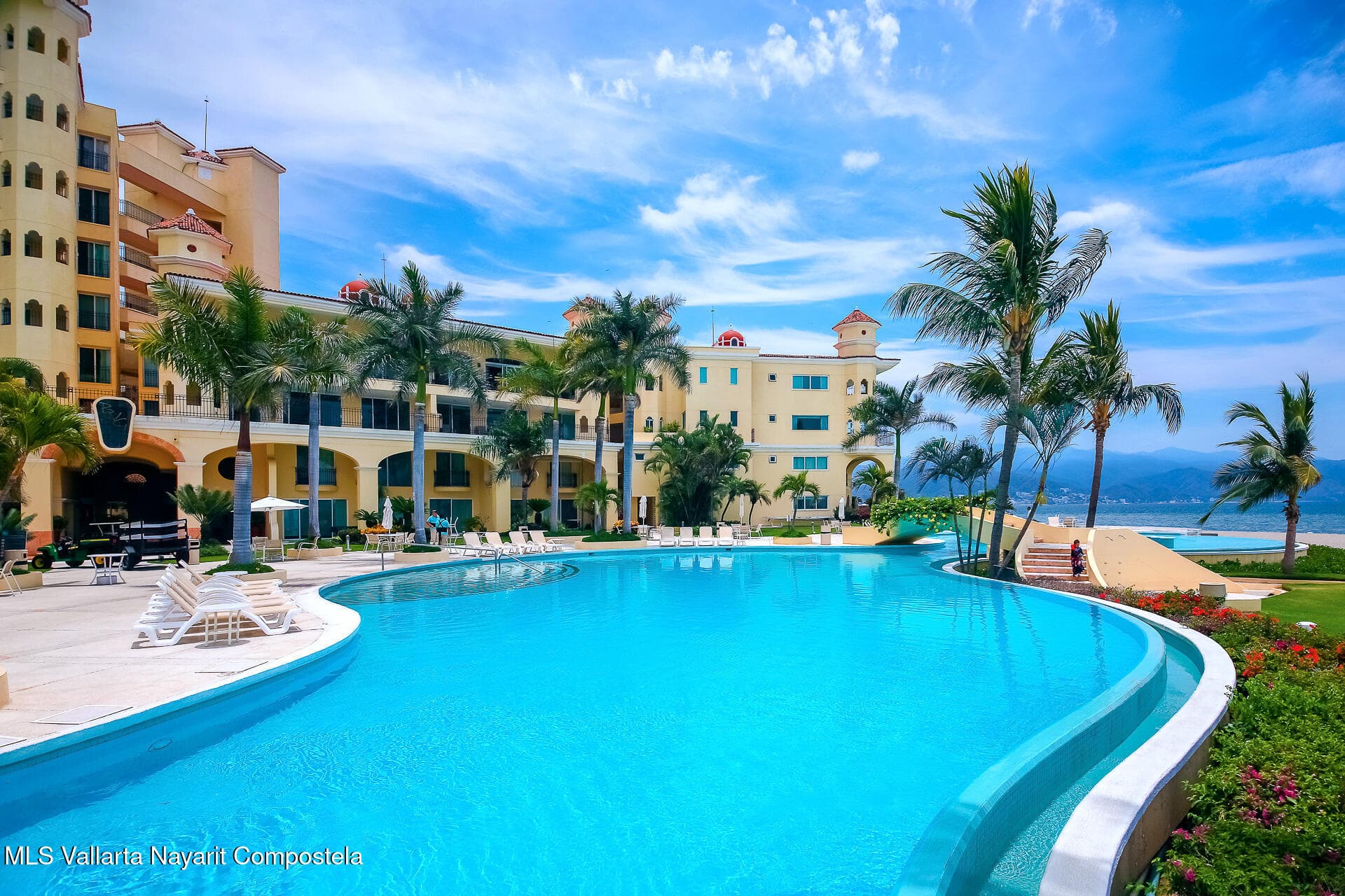 Bay View Grand 22