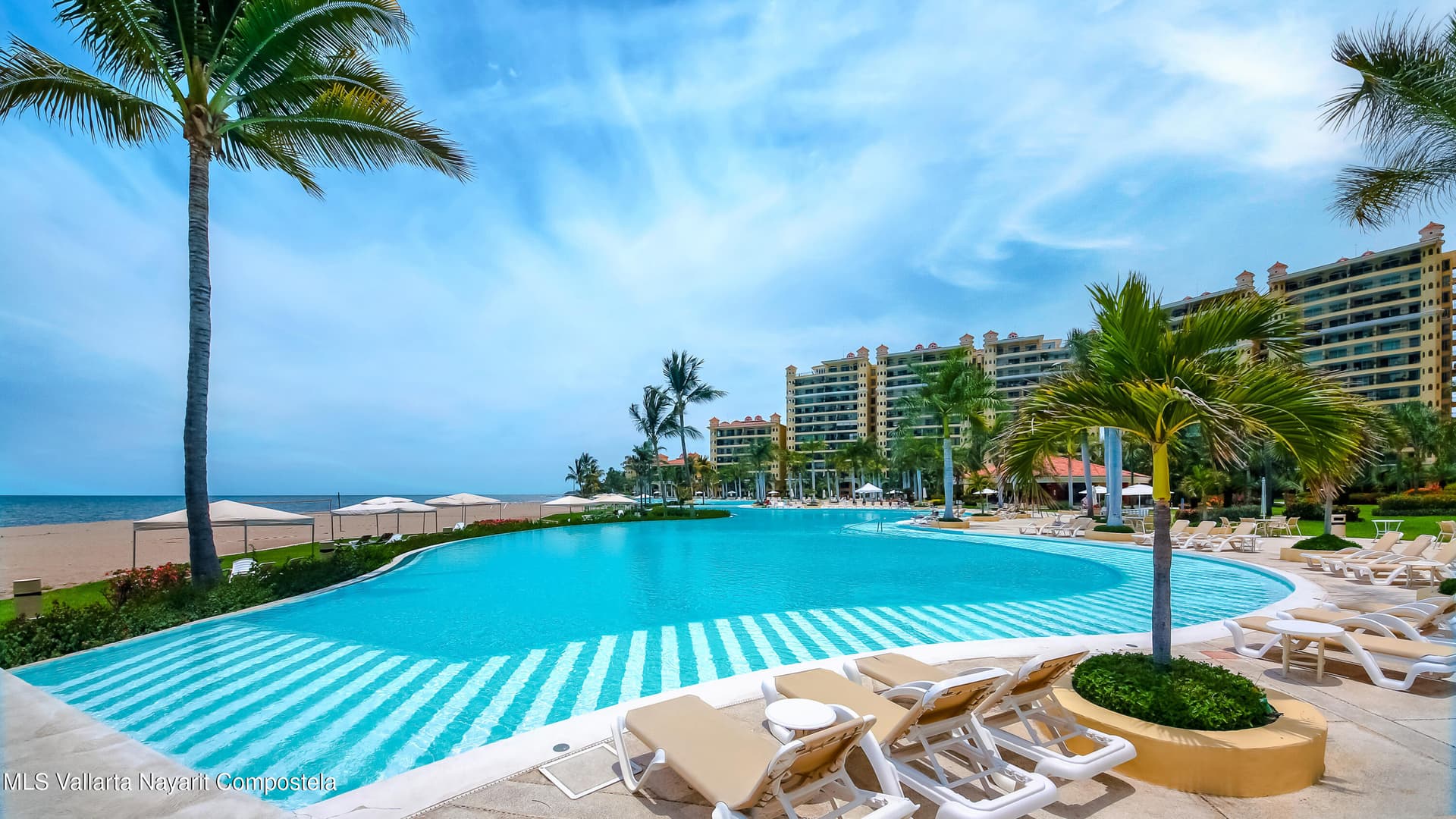 Bay View Grand 23