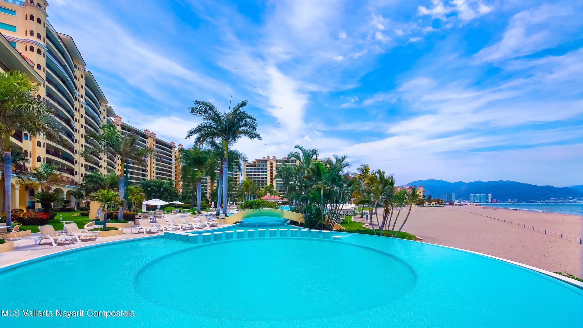 Bay View Grand 30