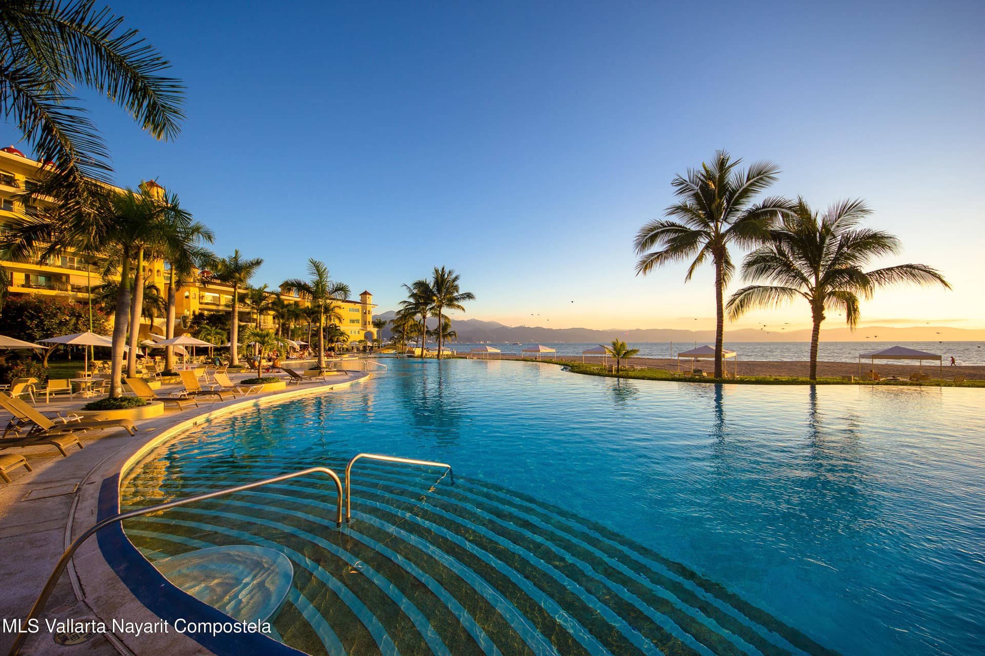 Bay View Grand 24