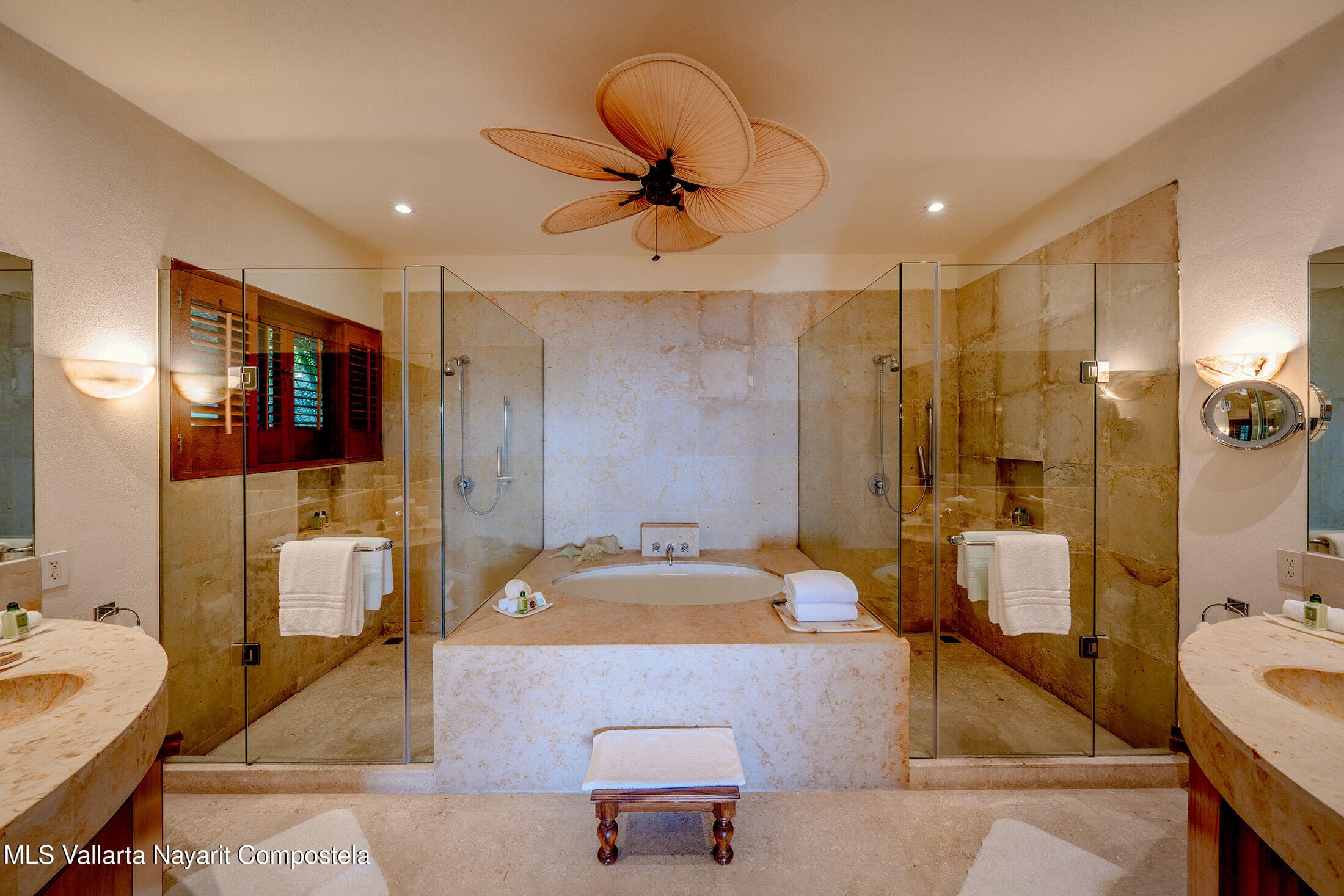 Four Seasons 29
