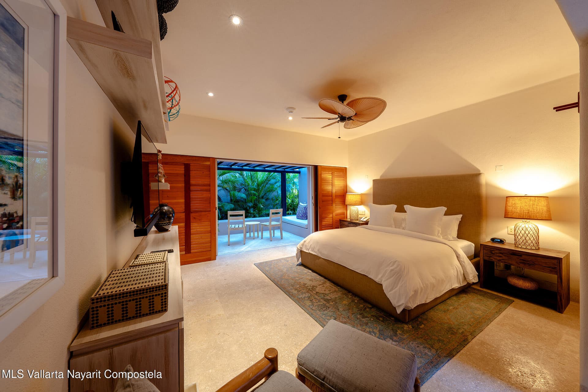 Four Seasons 35