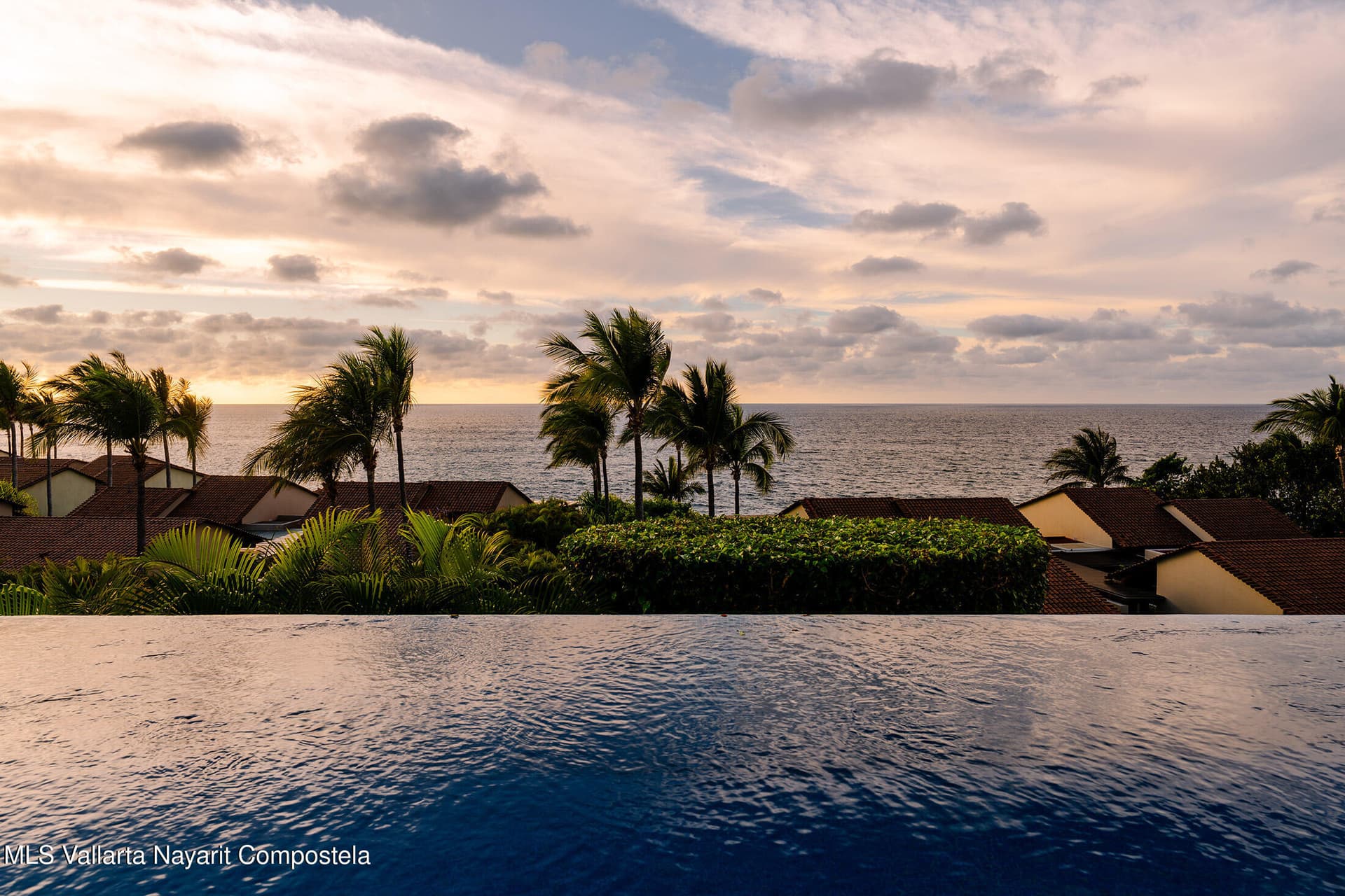 Four Seasons 37