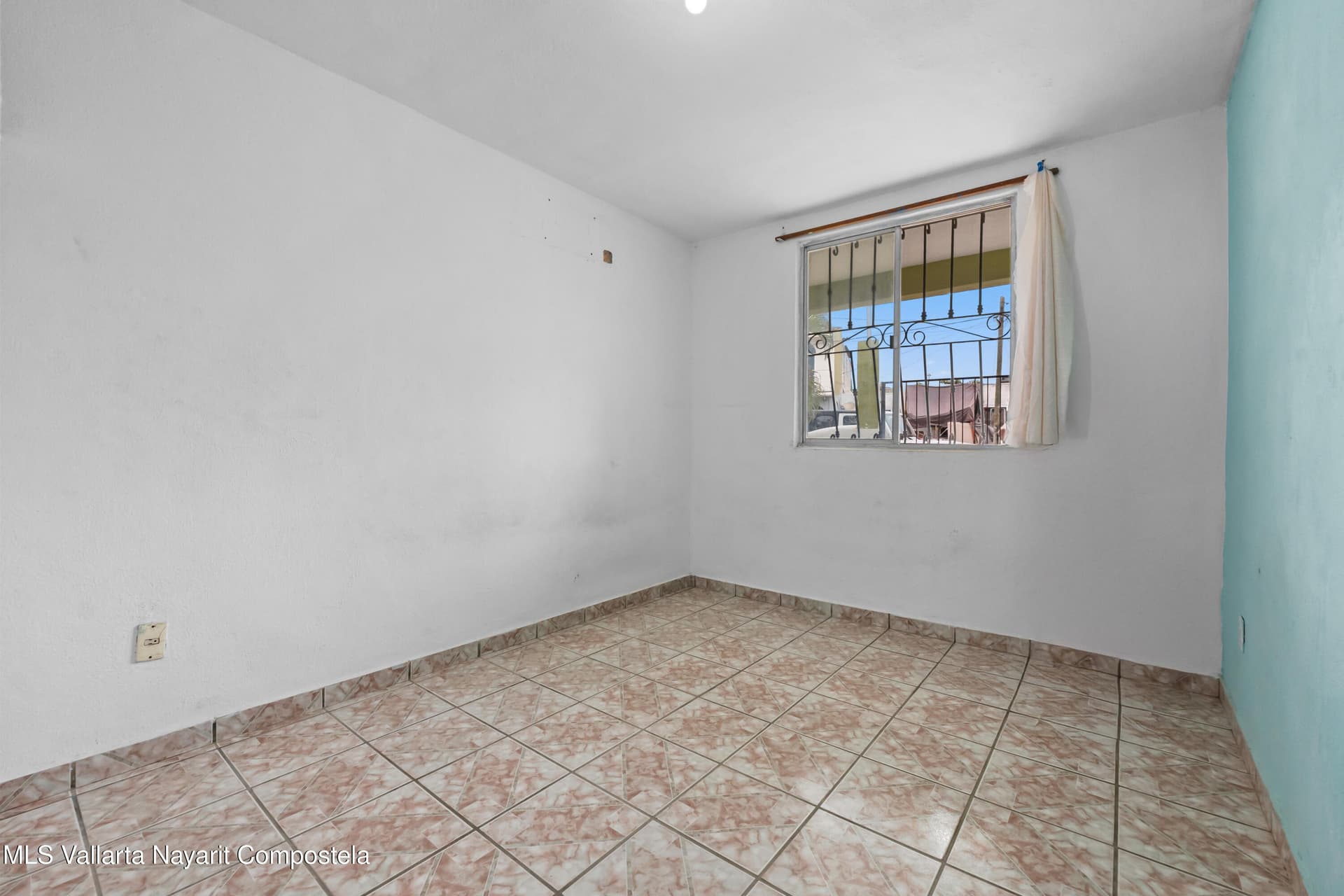 247 Valle del Nogal 13