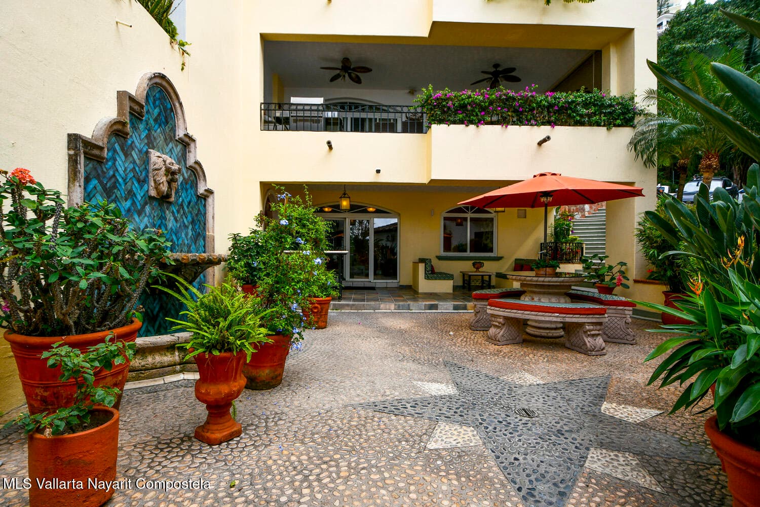 Estrella Del Mar 32