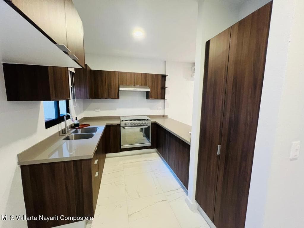 150 Palma Del Rey 22