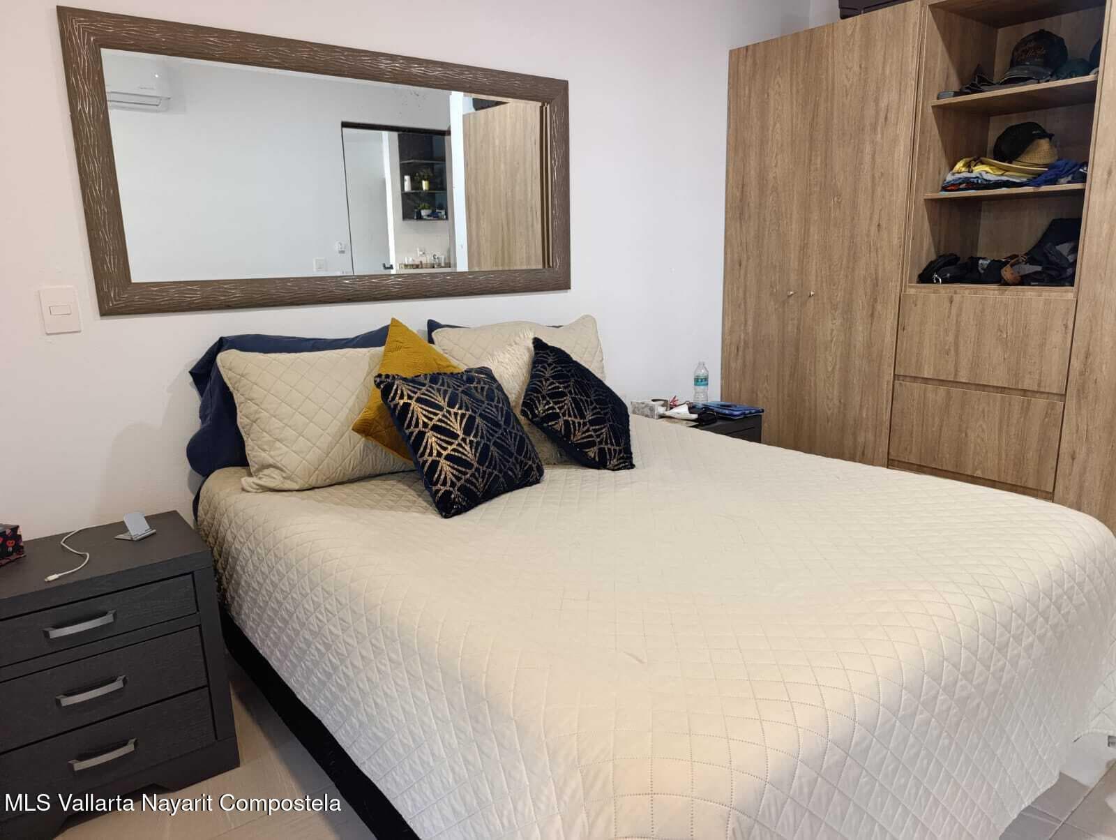 Condo 13