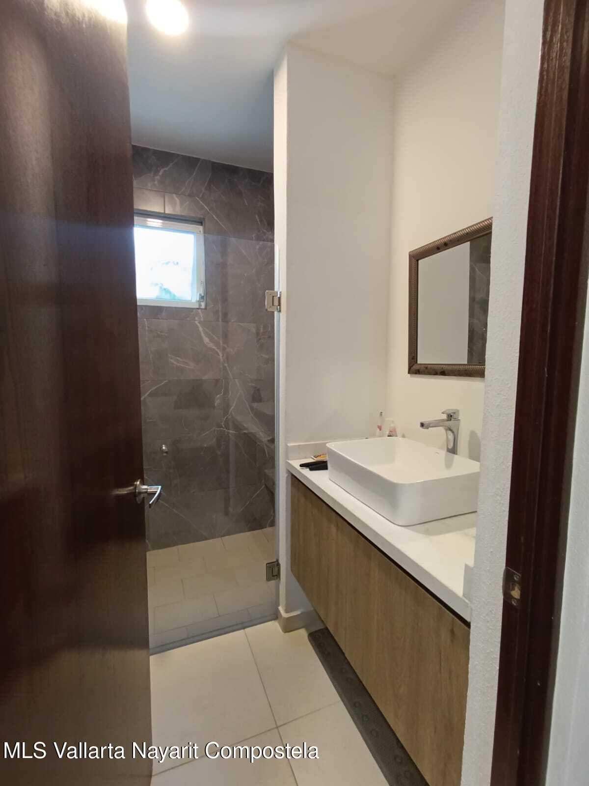 Condo 15