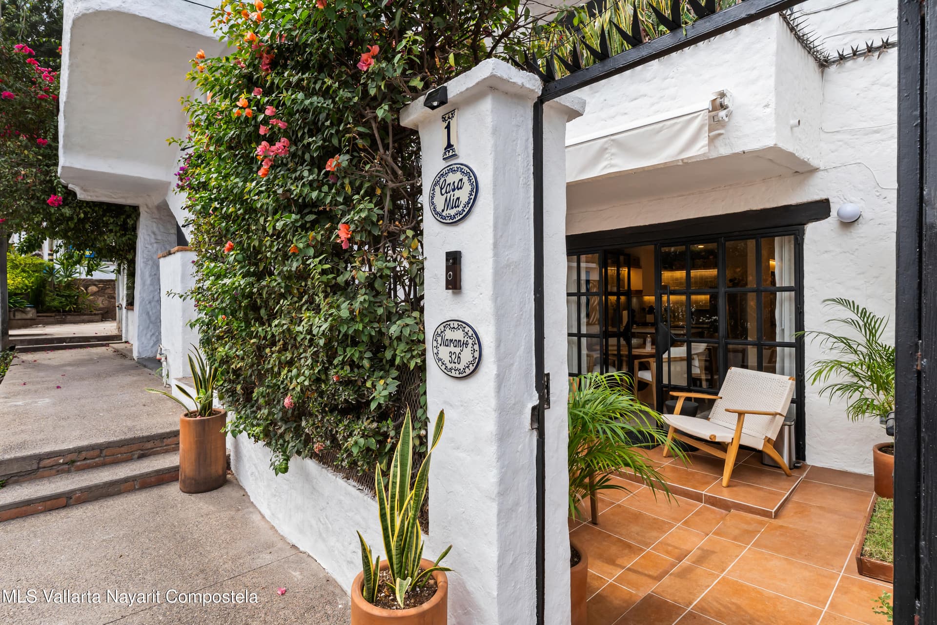 326 Naranjo 2