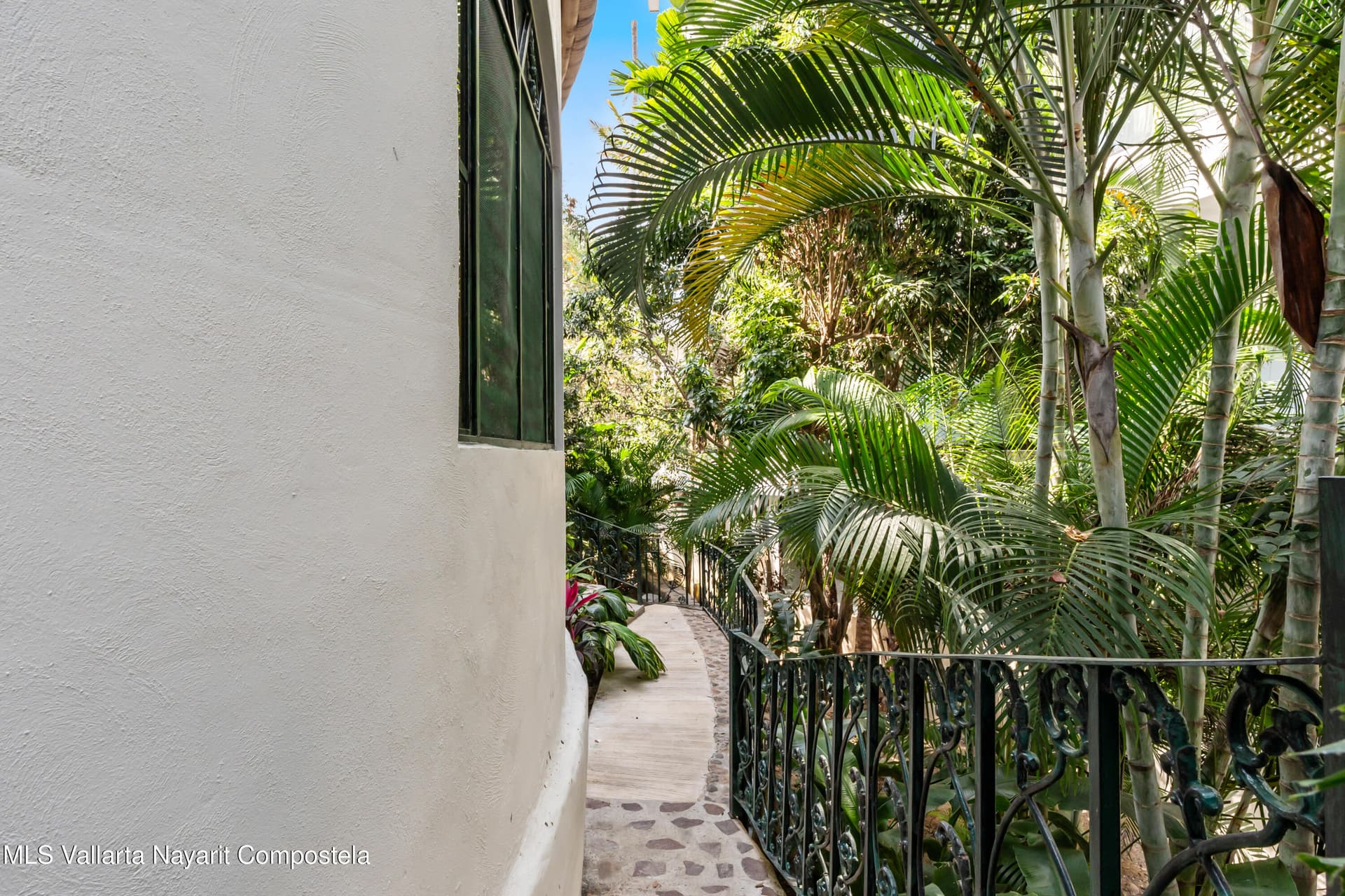 6-B Calle Vista del Mar 8