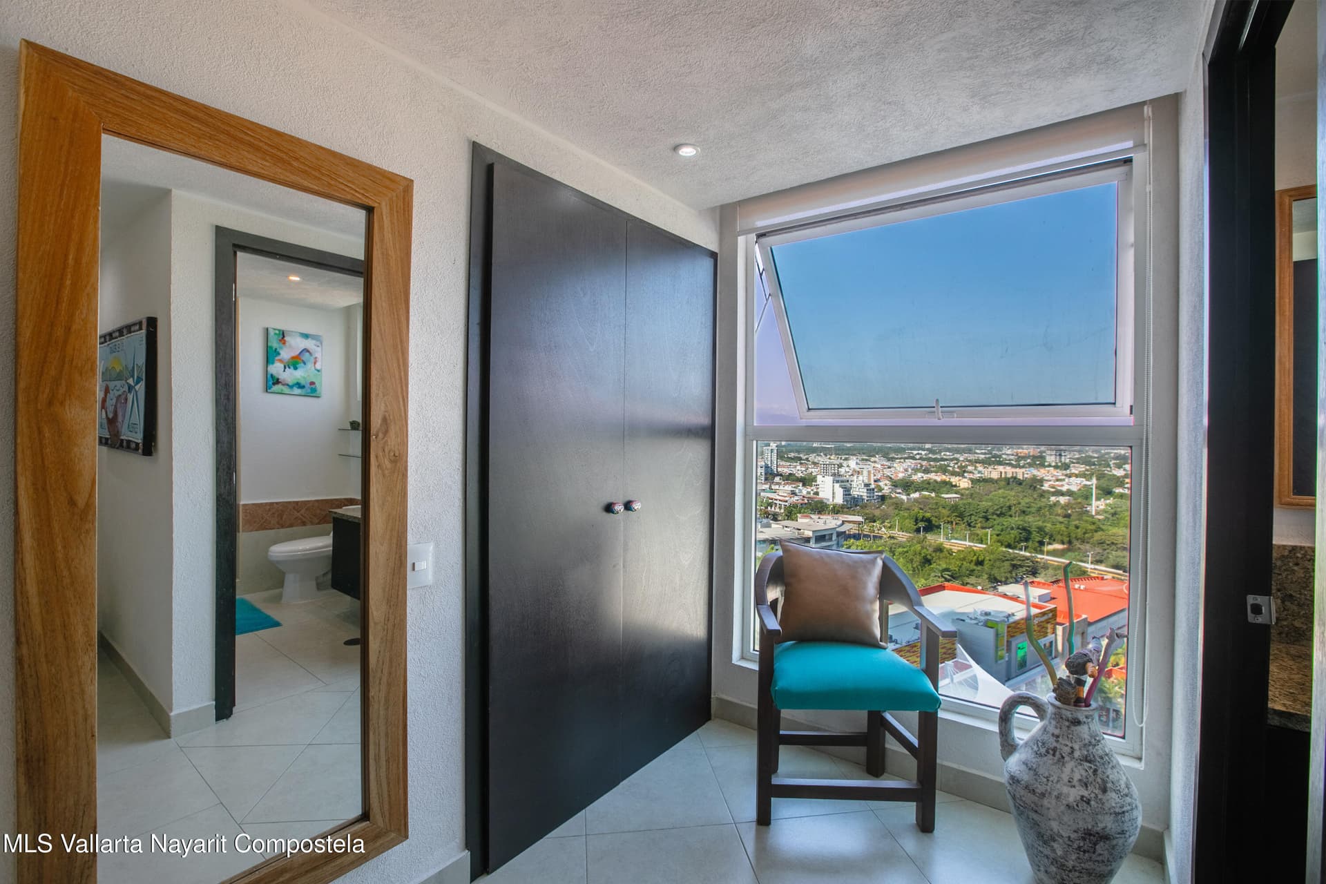 Grand Venetian 31