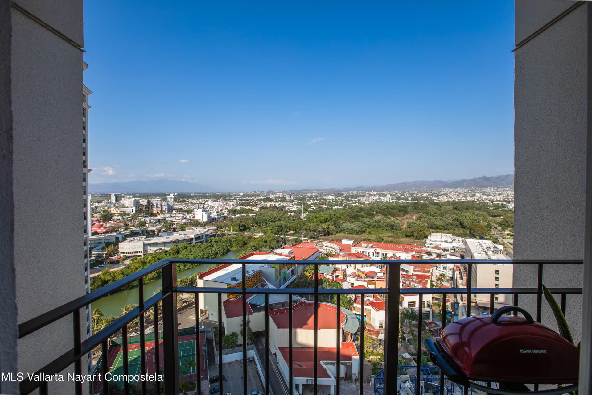 Grand Venetian 35