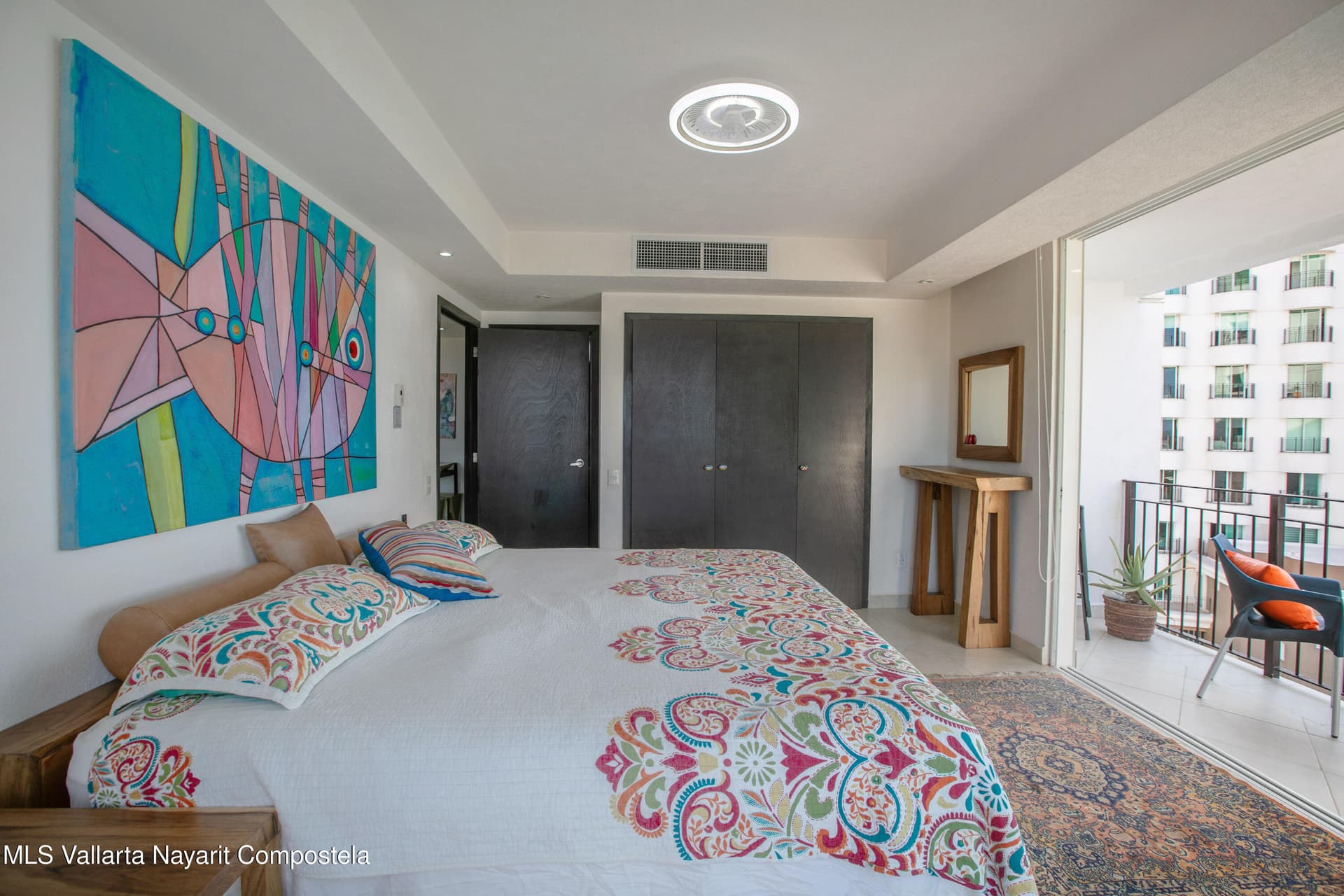 Grand Venetian 22