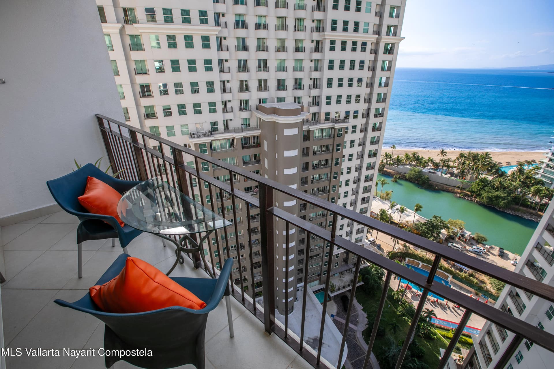 Grand Venetian 40