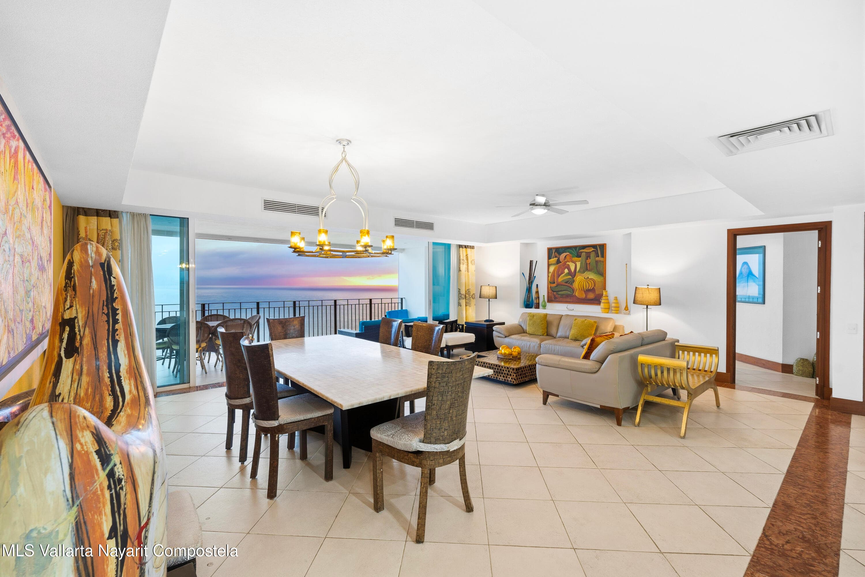 Grand Venetian 3