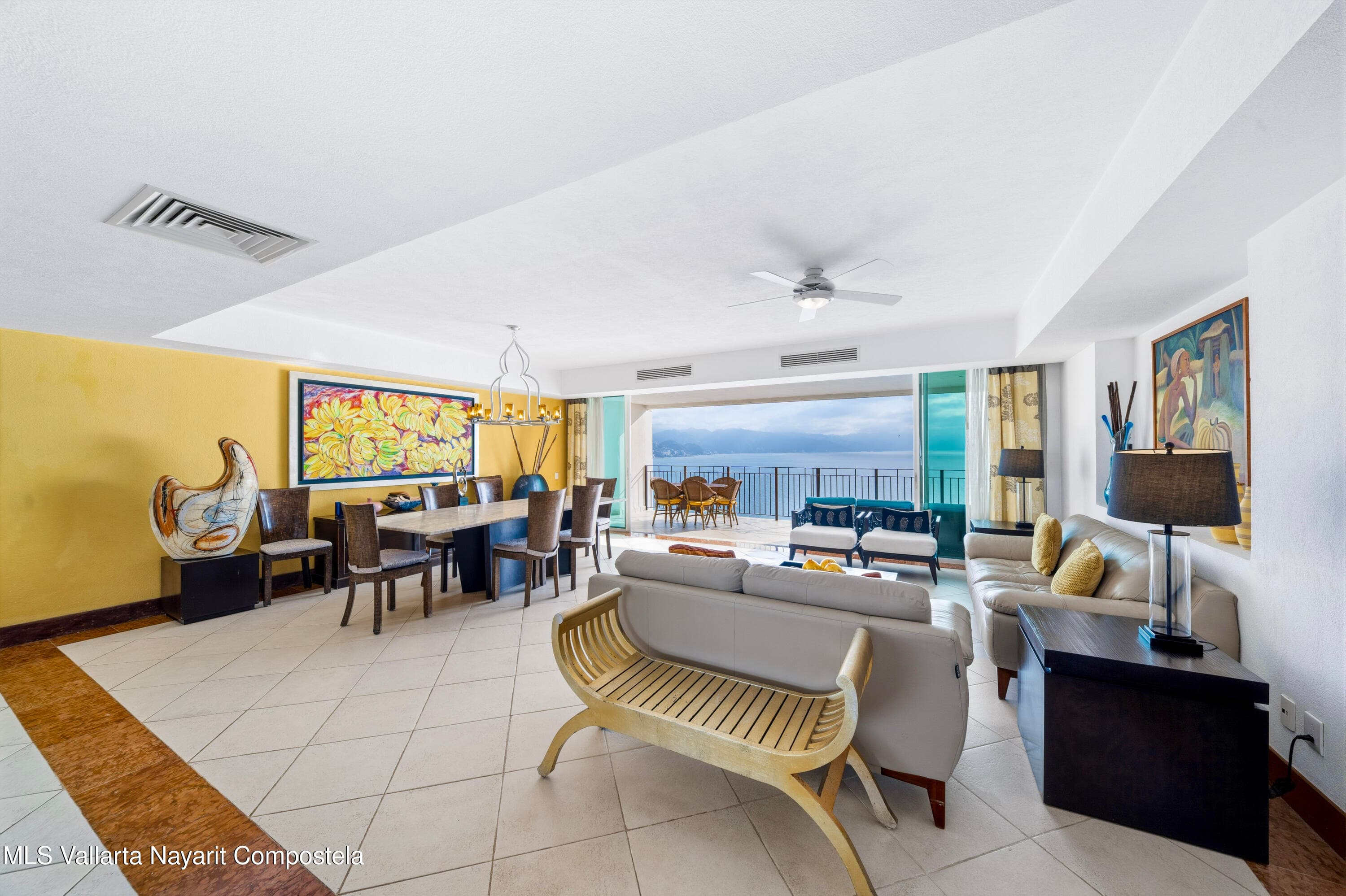 Grand Venetian 19