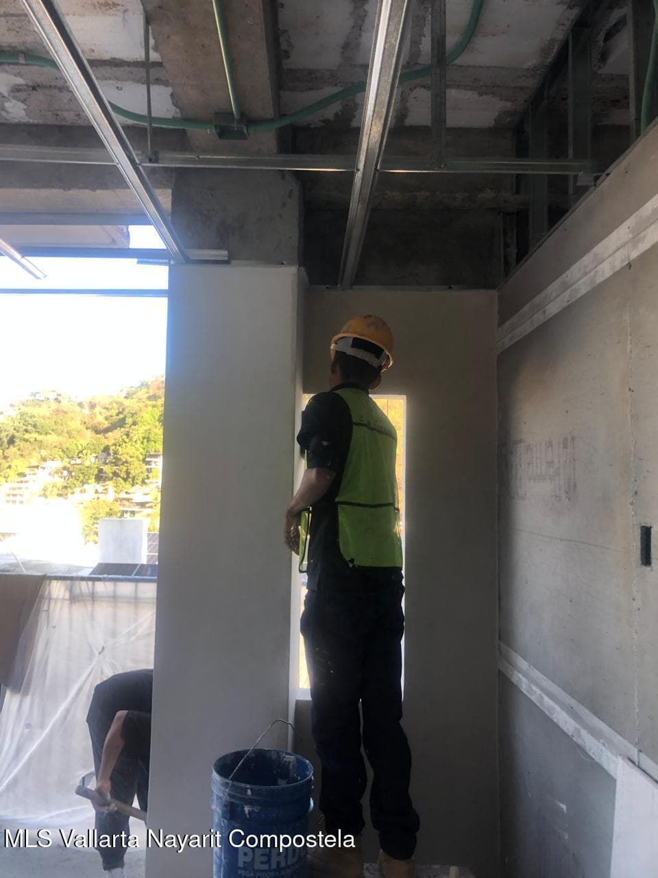 Luz 2 8