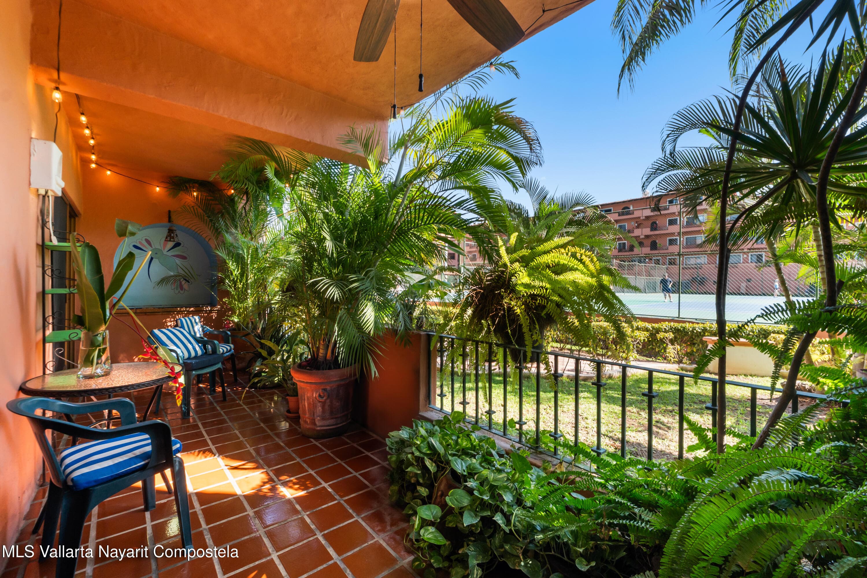 Puesta Del Sol - Marina 28