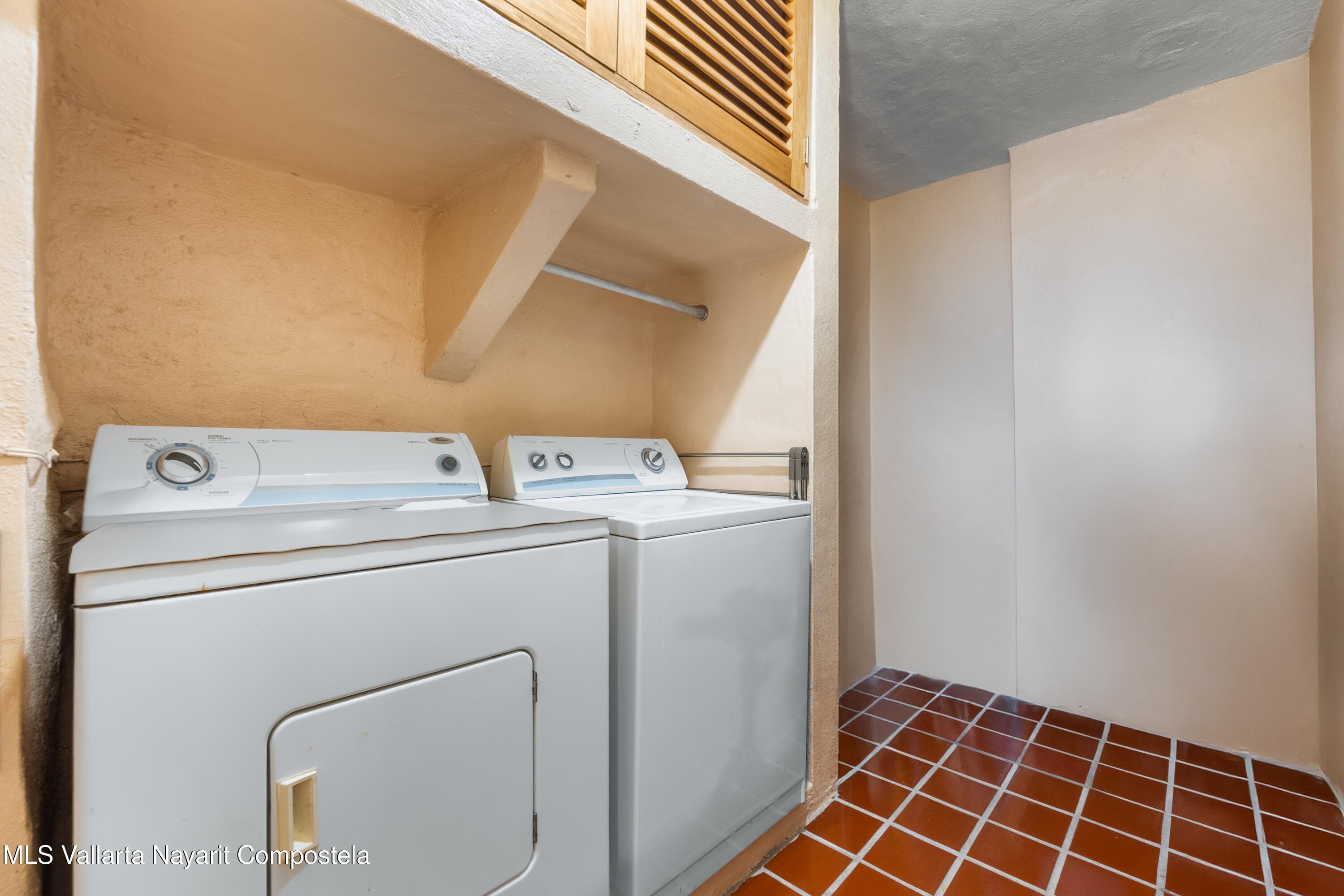 Puesta Del Sol - Marina 36