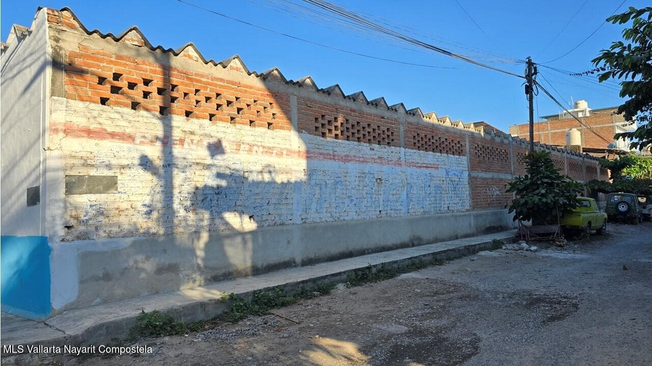 187 Lazaro Cardenas 3