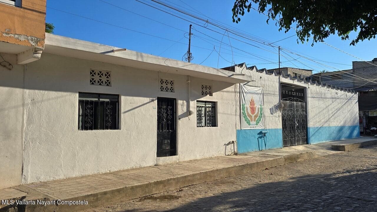 187 Lazaro Cardenas 14