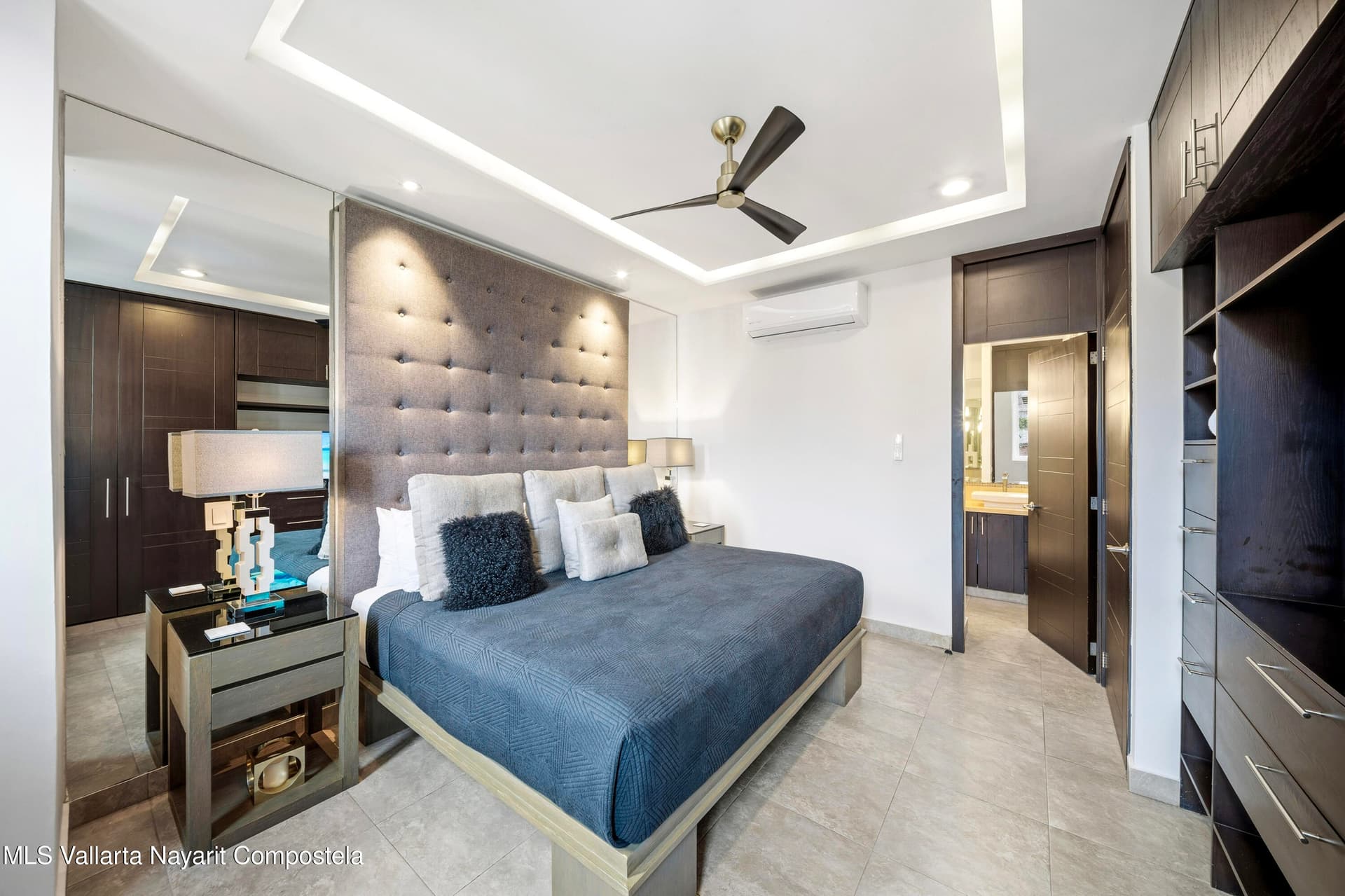 Signature By Pinnacle 10