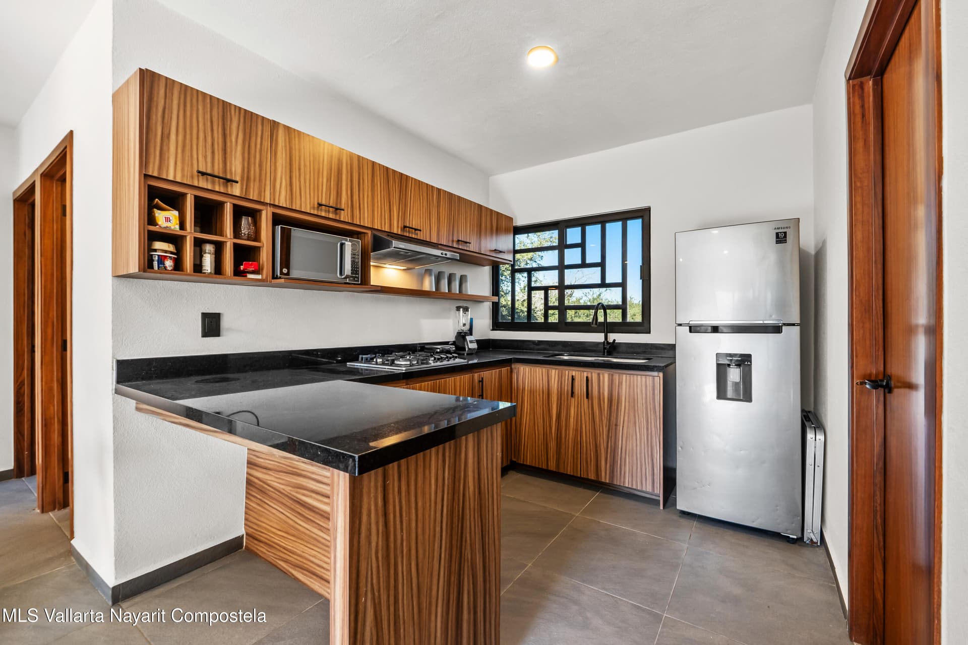 315 Paseo Foresta 8