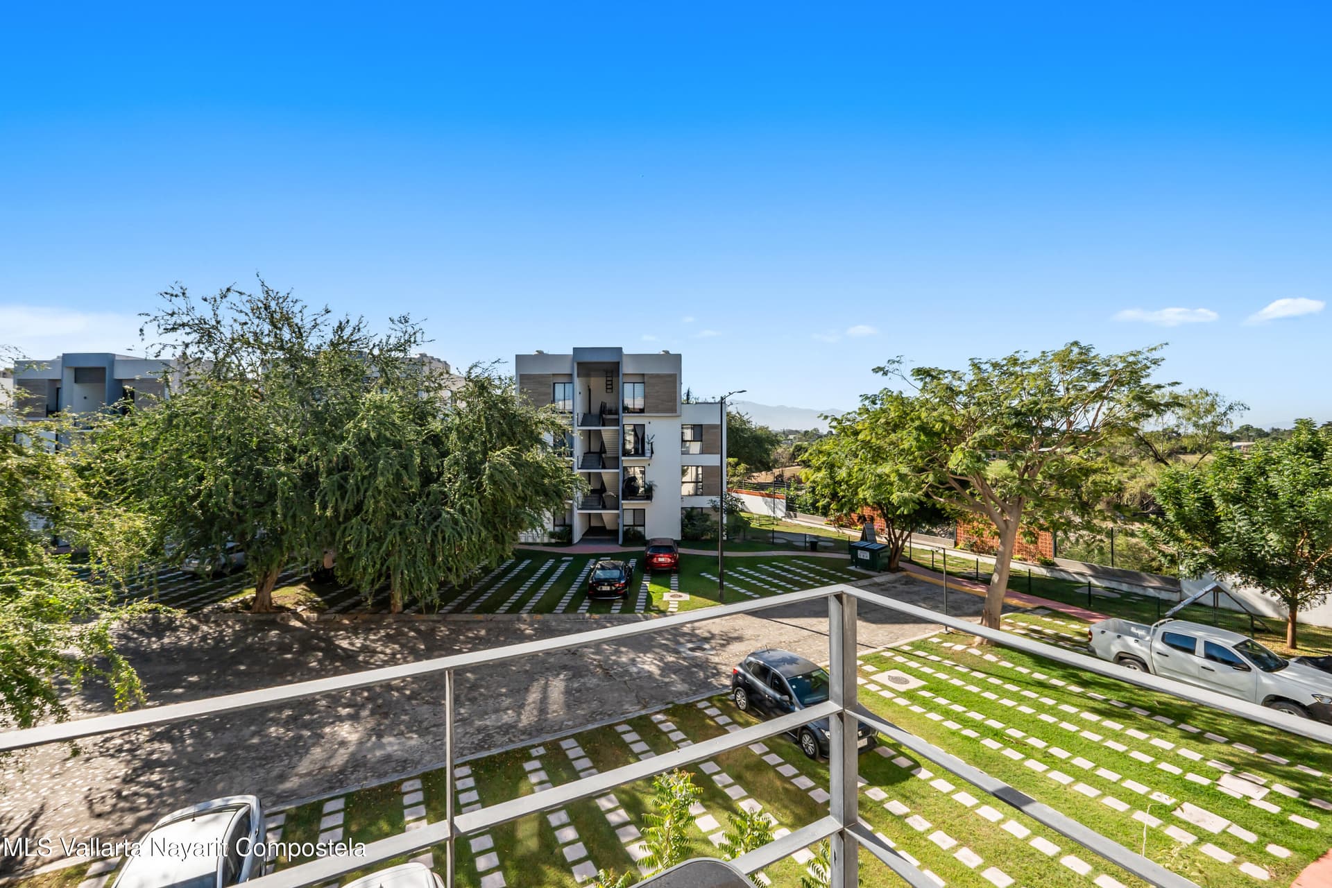315 Paseo Foresta 15