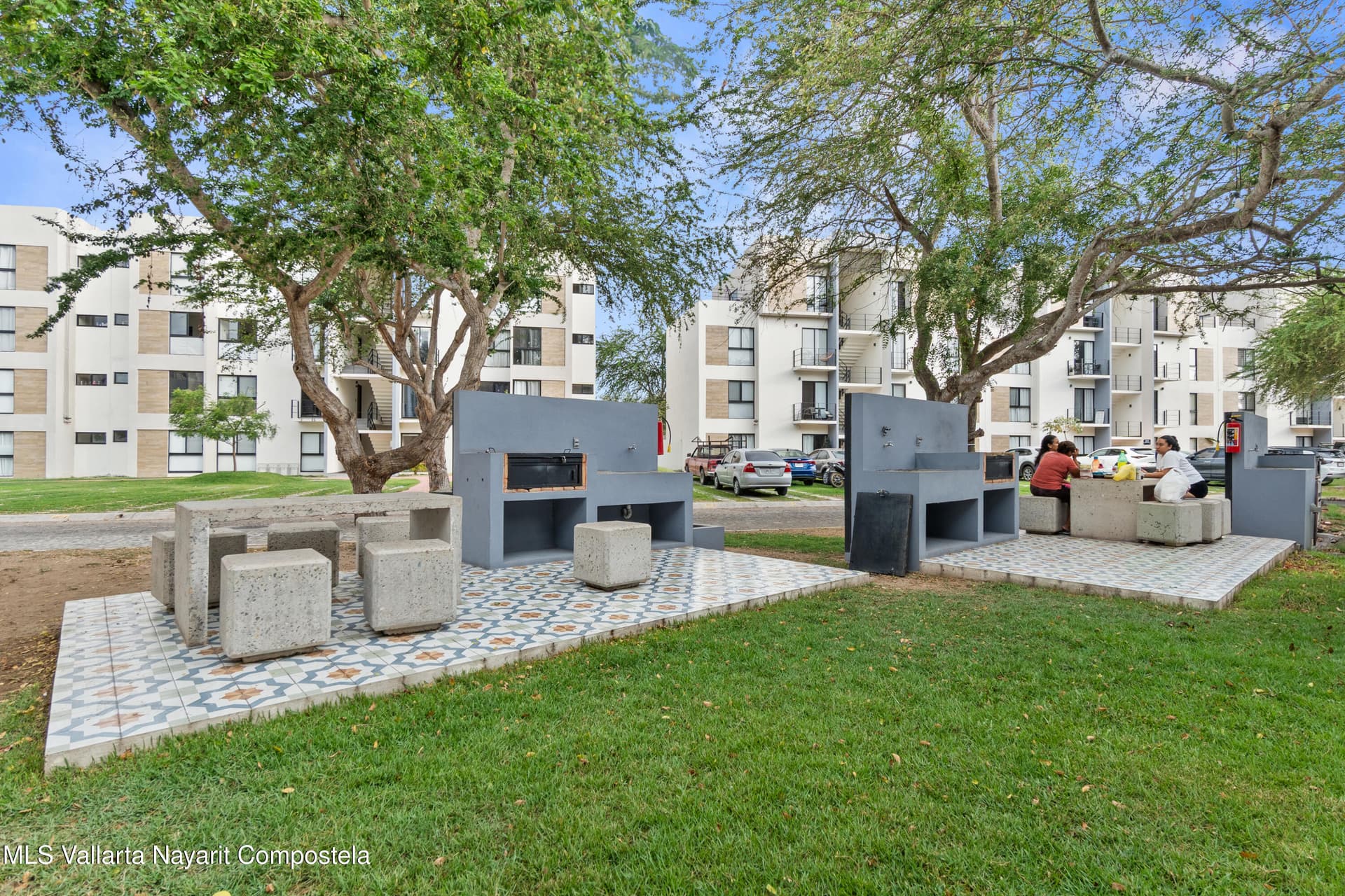 315 Paseo Foresta 16