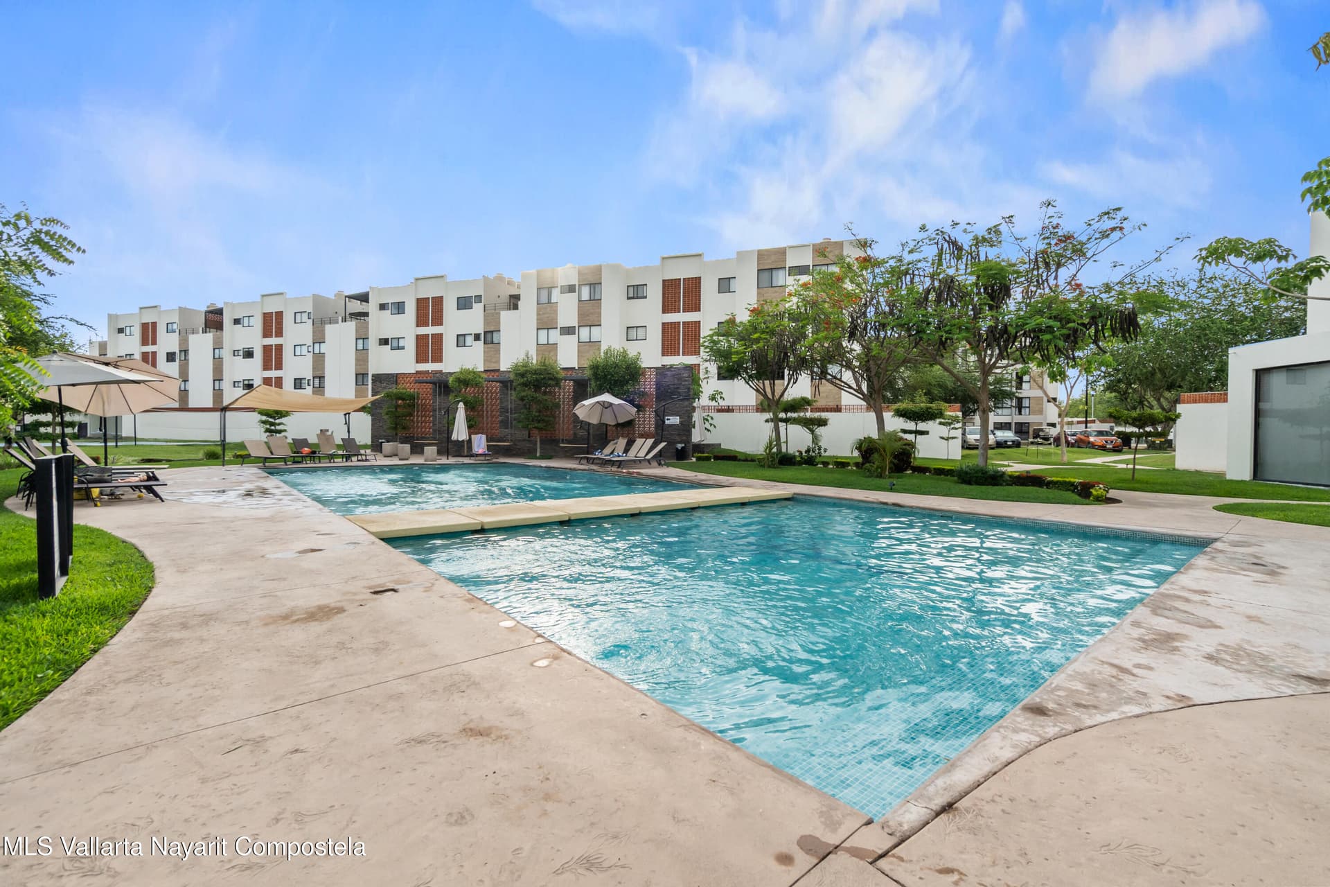 315 Paseo Foresta 17