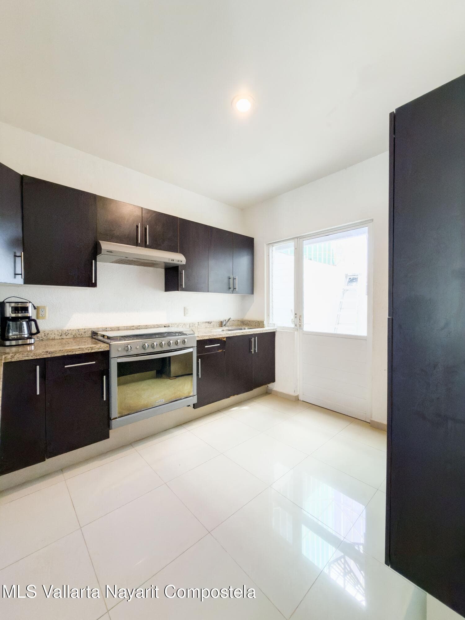 300 Av. Paseo de Vallarta 9
