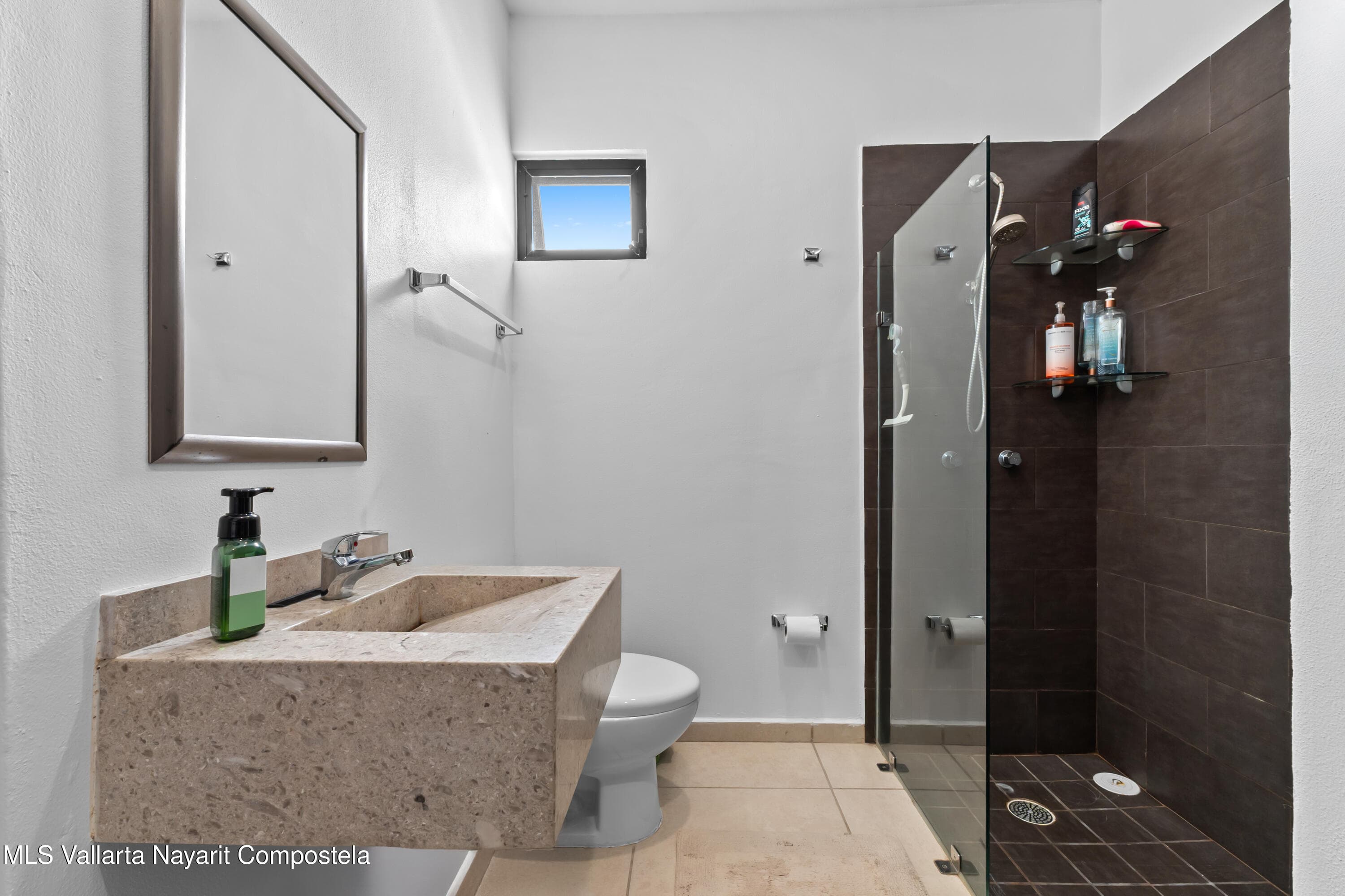 447 Av. Mezquite 17
