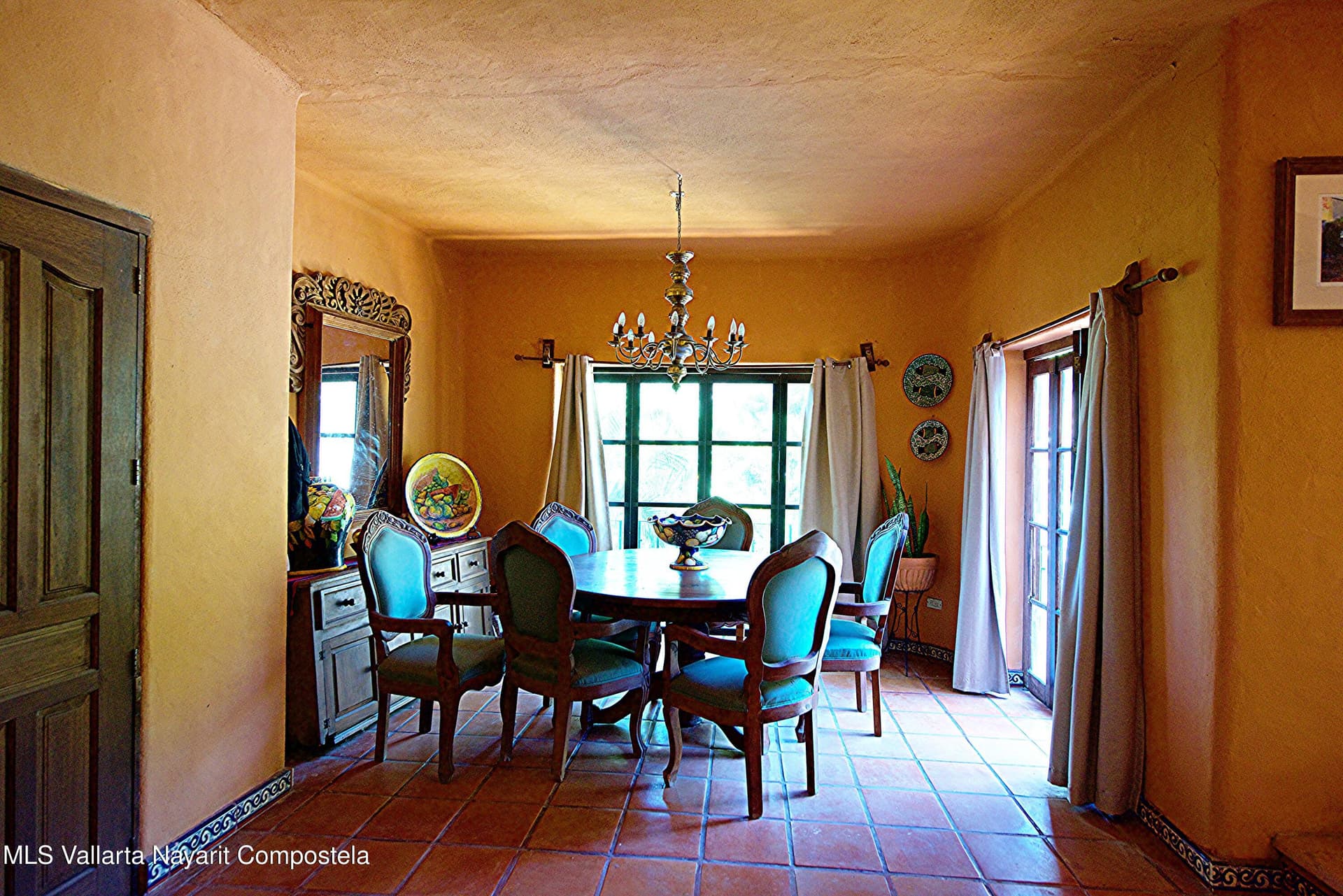 77 Riviera Del Rio 13