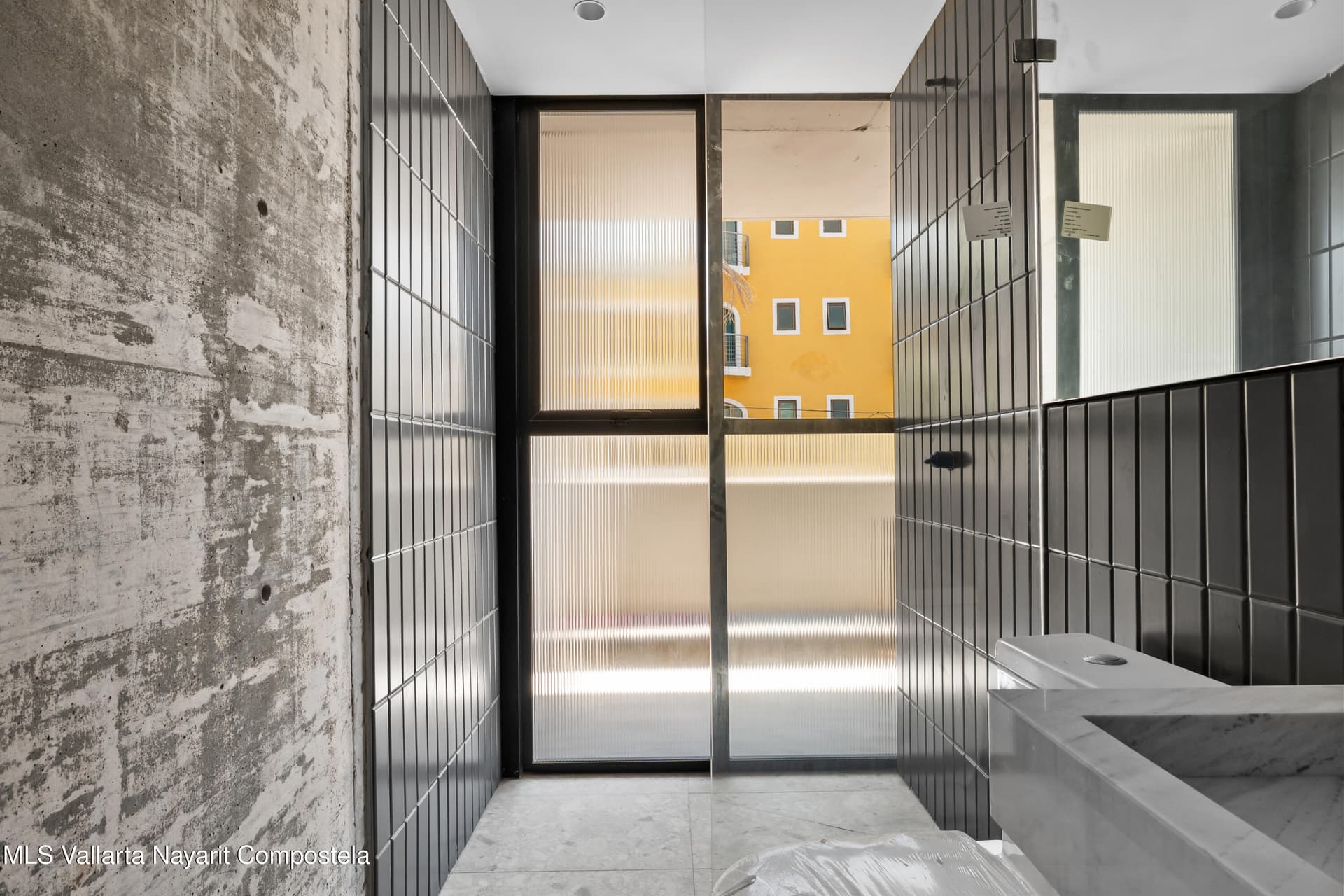 Varia Living 11
