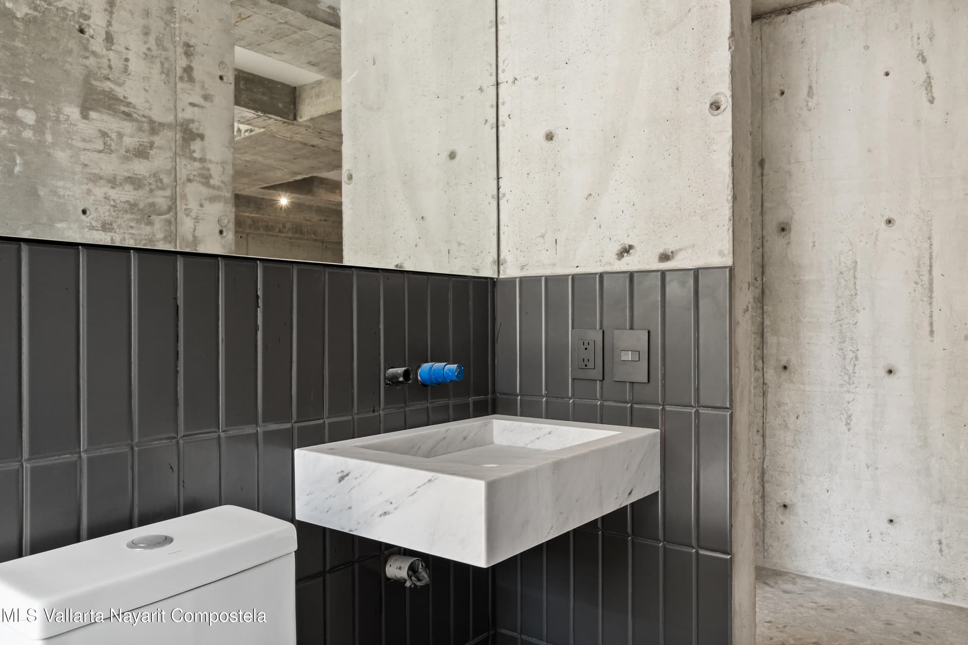 Varia Living 12