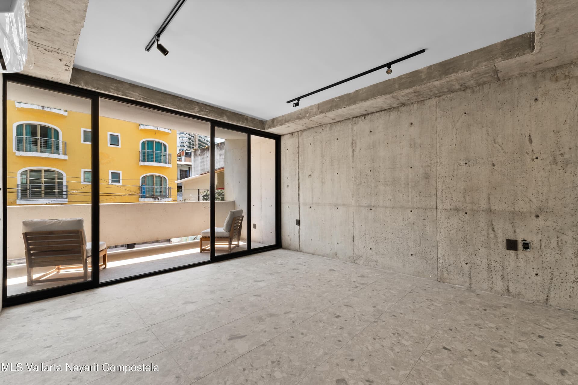 Varia Living 13