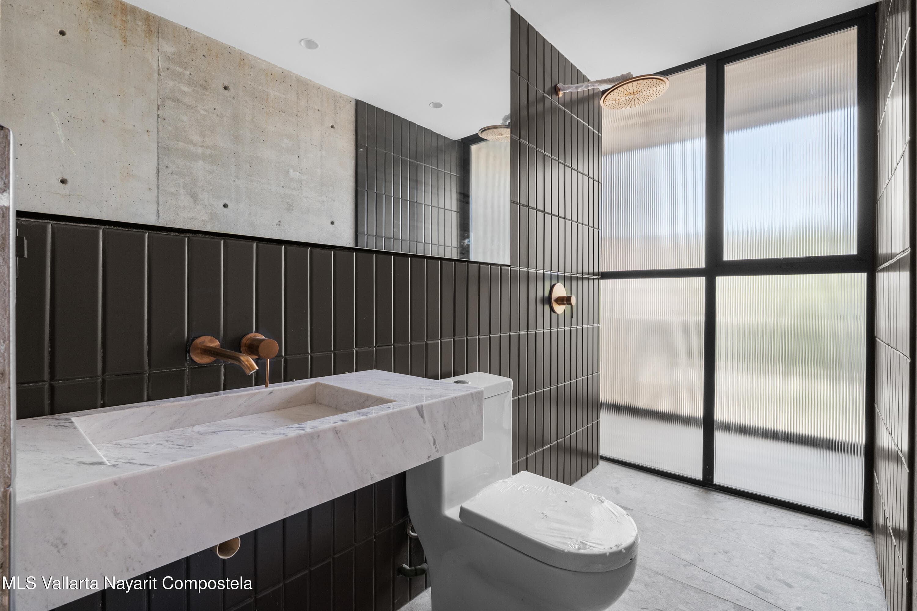 Varia Living 13