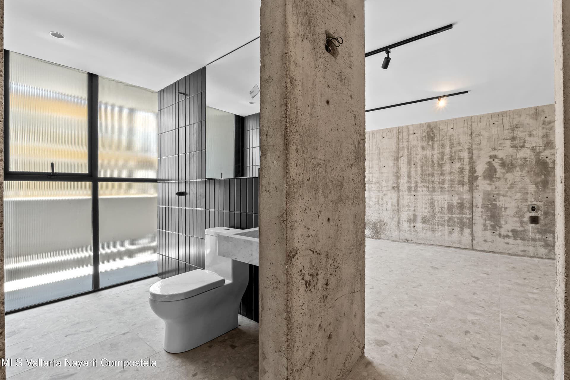 Varia Living 9