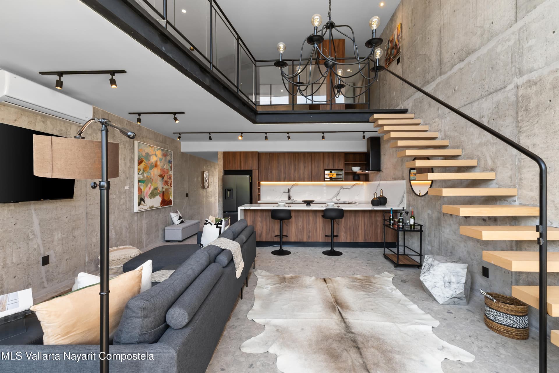 Varia Living 10