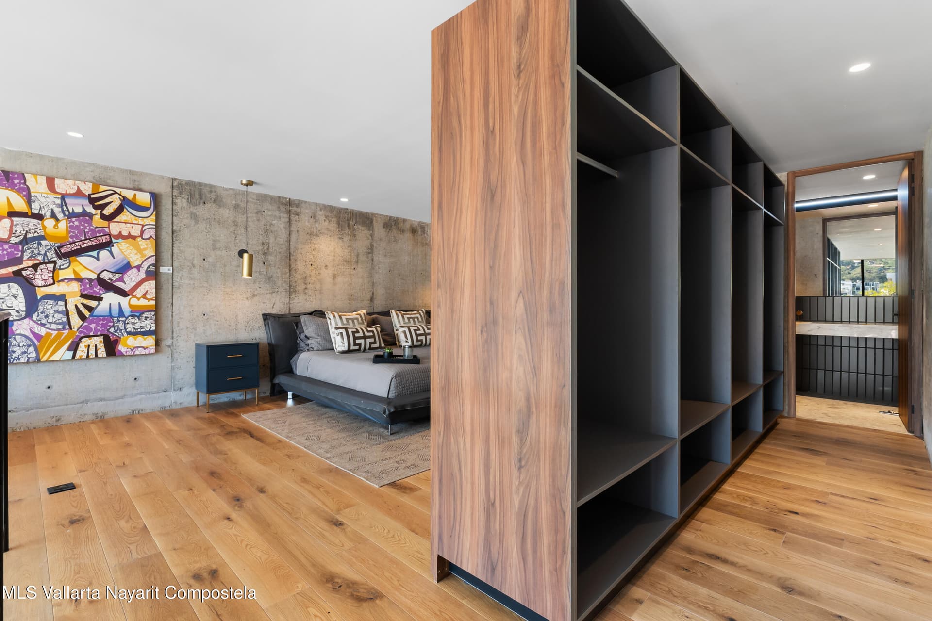 Varia Living 18