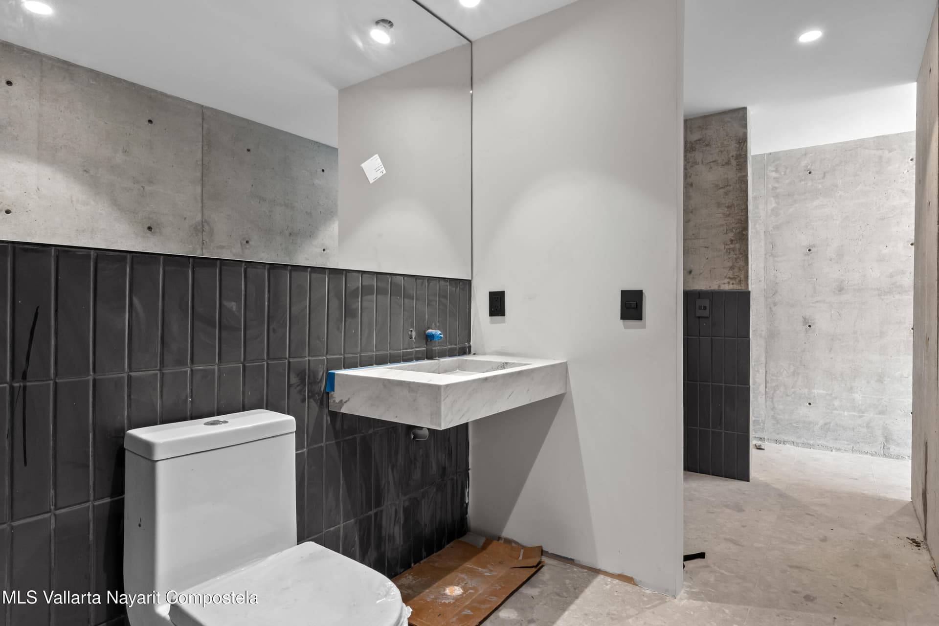 Varia Living 9