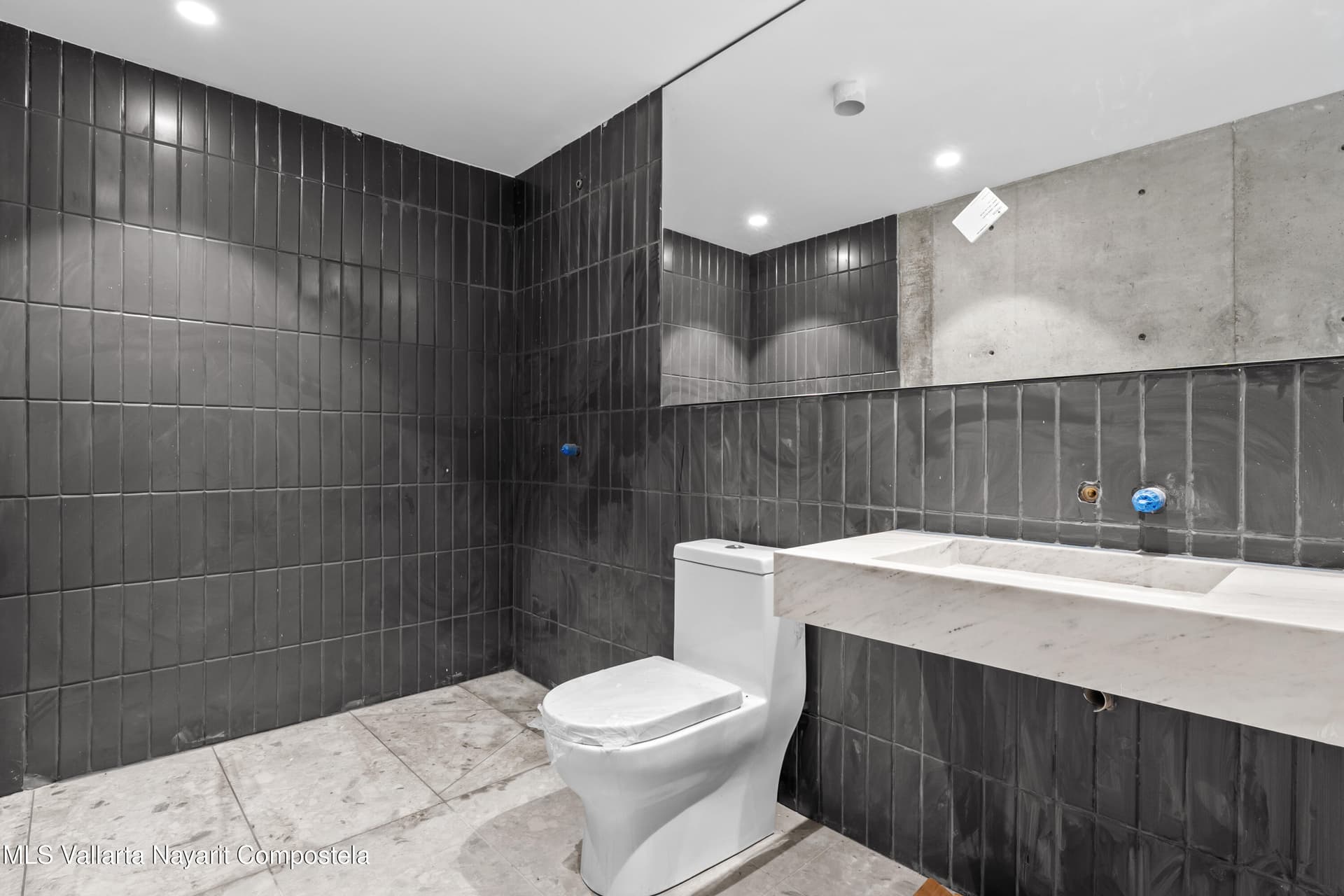 Varia Living 10