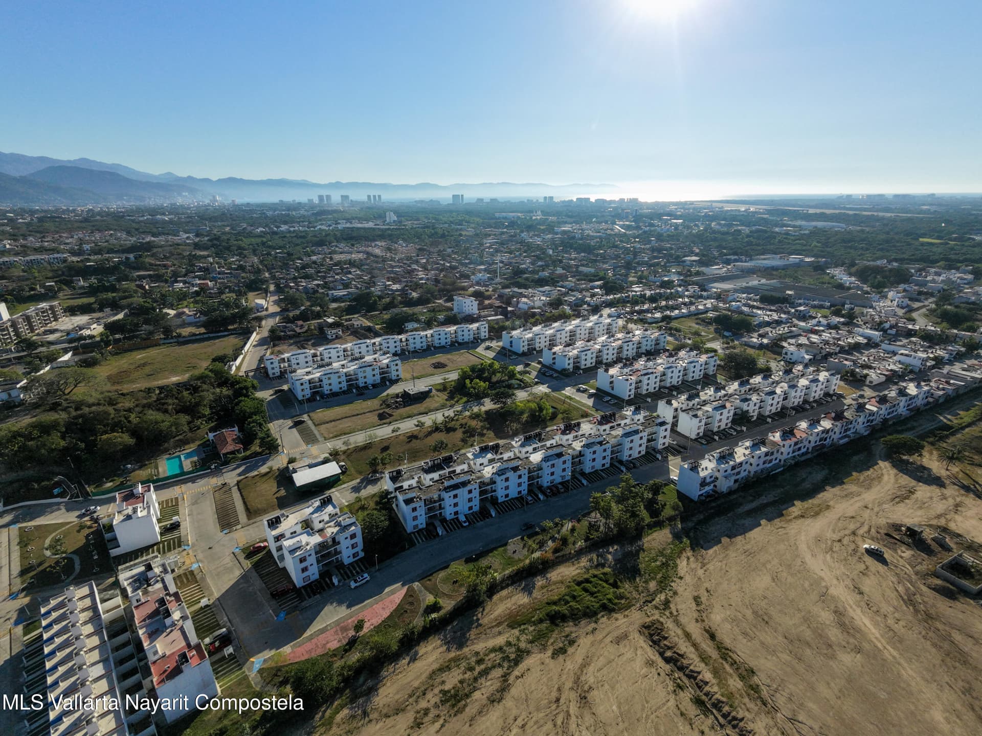 260 Vista al Monte 24