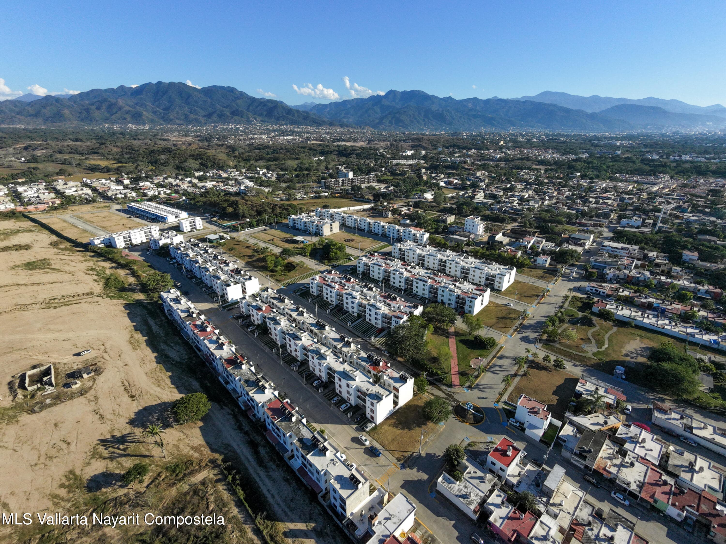 260 Vista al Monte 22