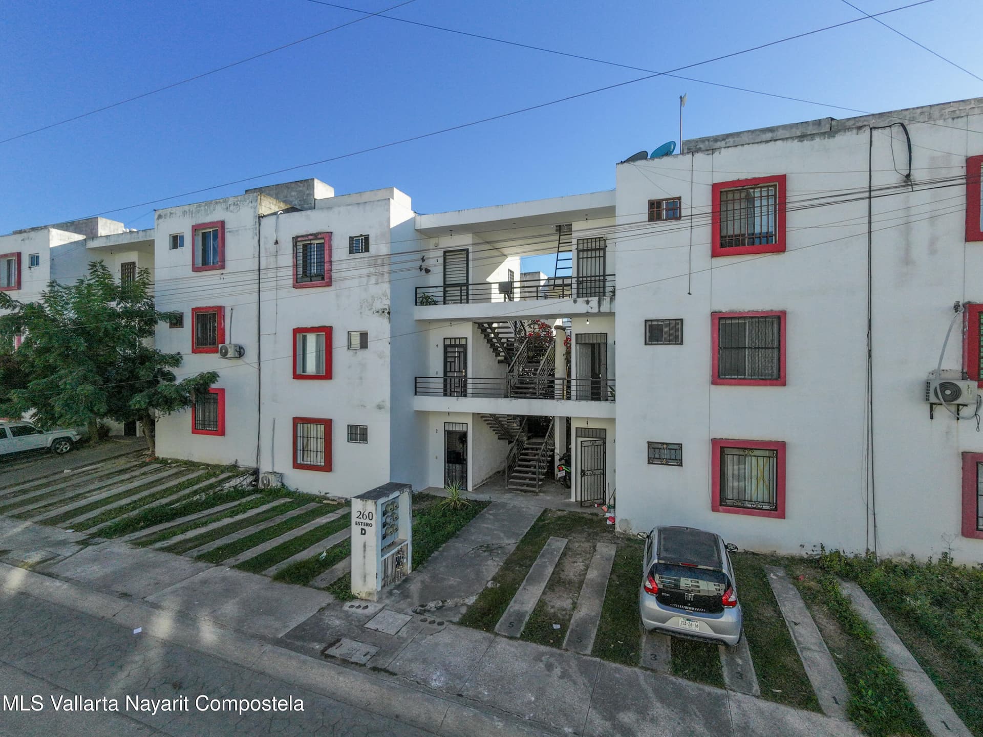 260 Vista al Monte 19