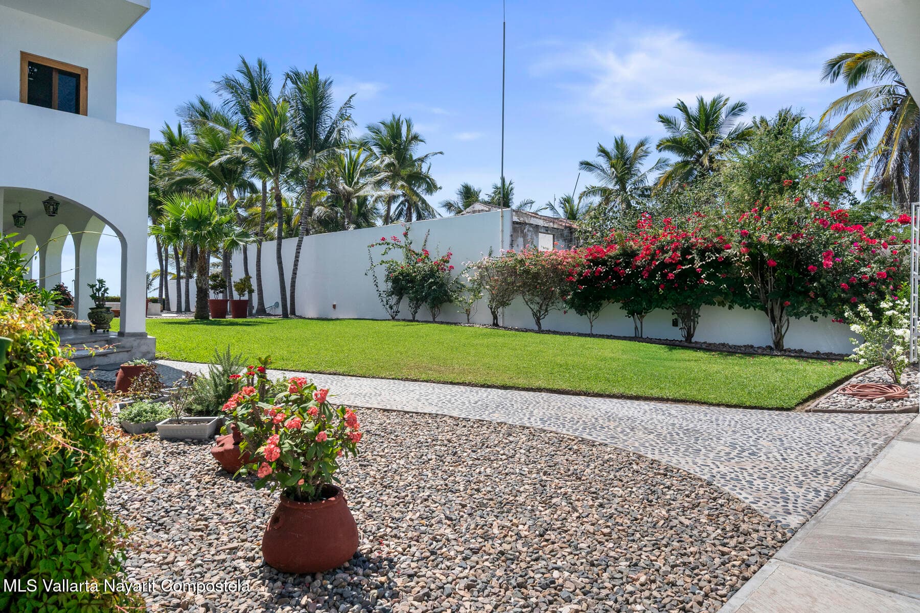 3 Calle Tiburon 7