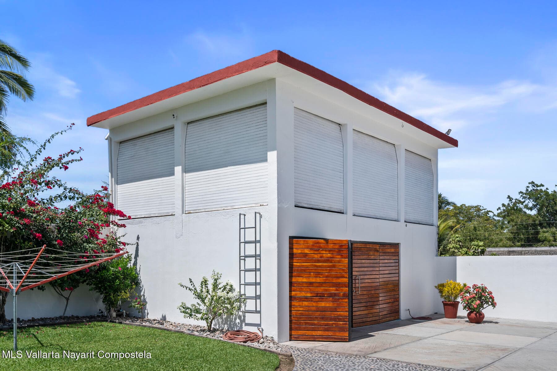 3 Calle Tiburon 36